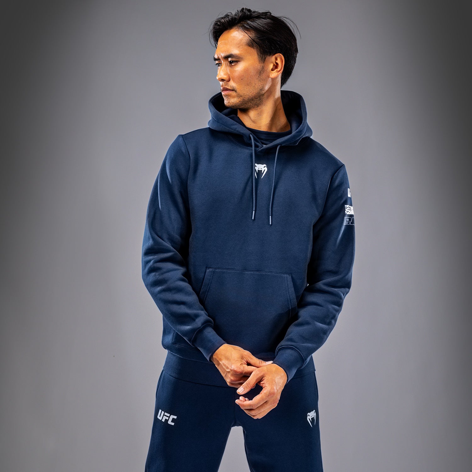 Sweat à Capuche Noir MUAY THAI Venum