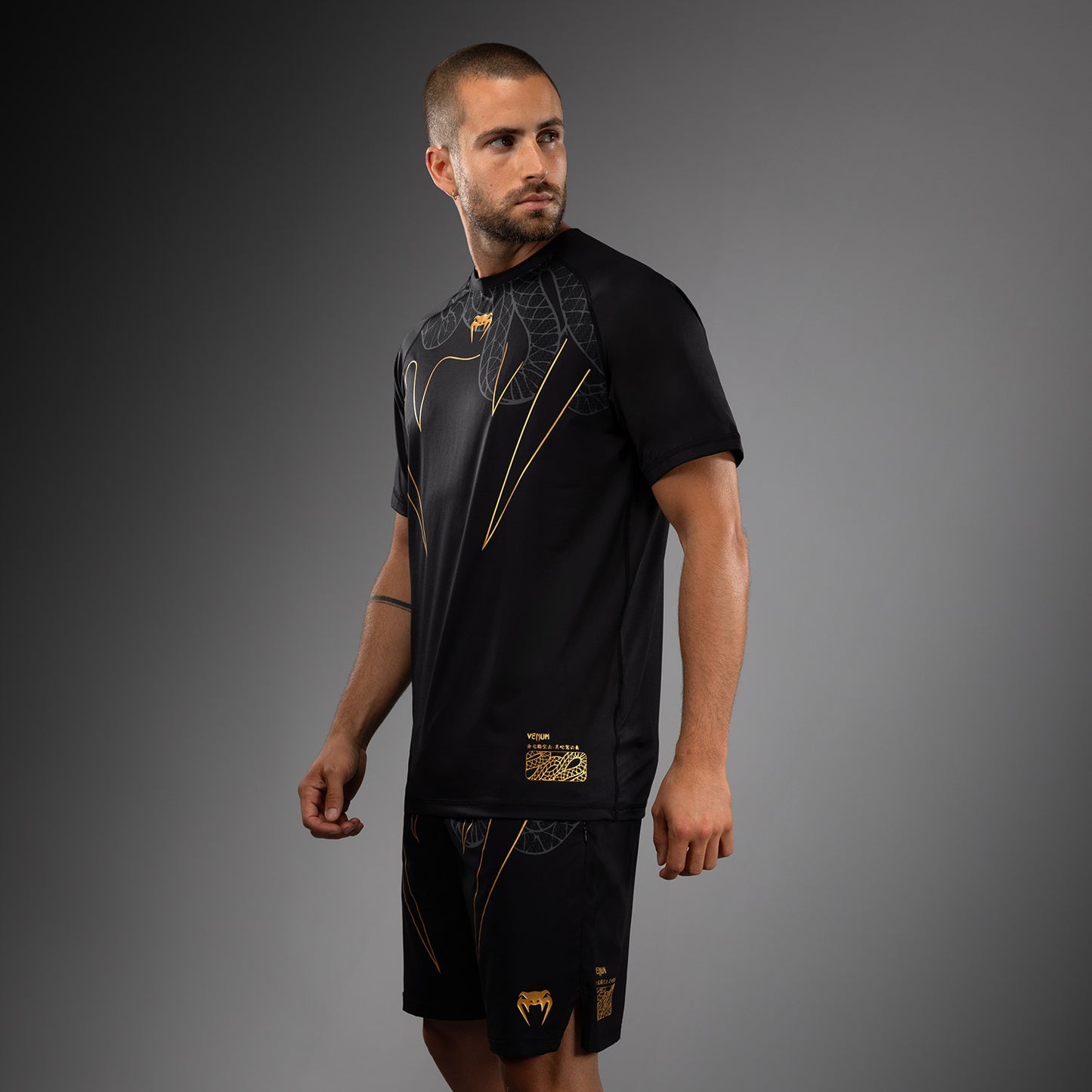 T-shirt Venum Serpenti Dry-Tech – Noir/Argent/Or - product-type_T-Shirts Dry Tech