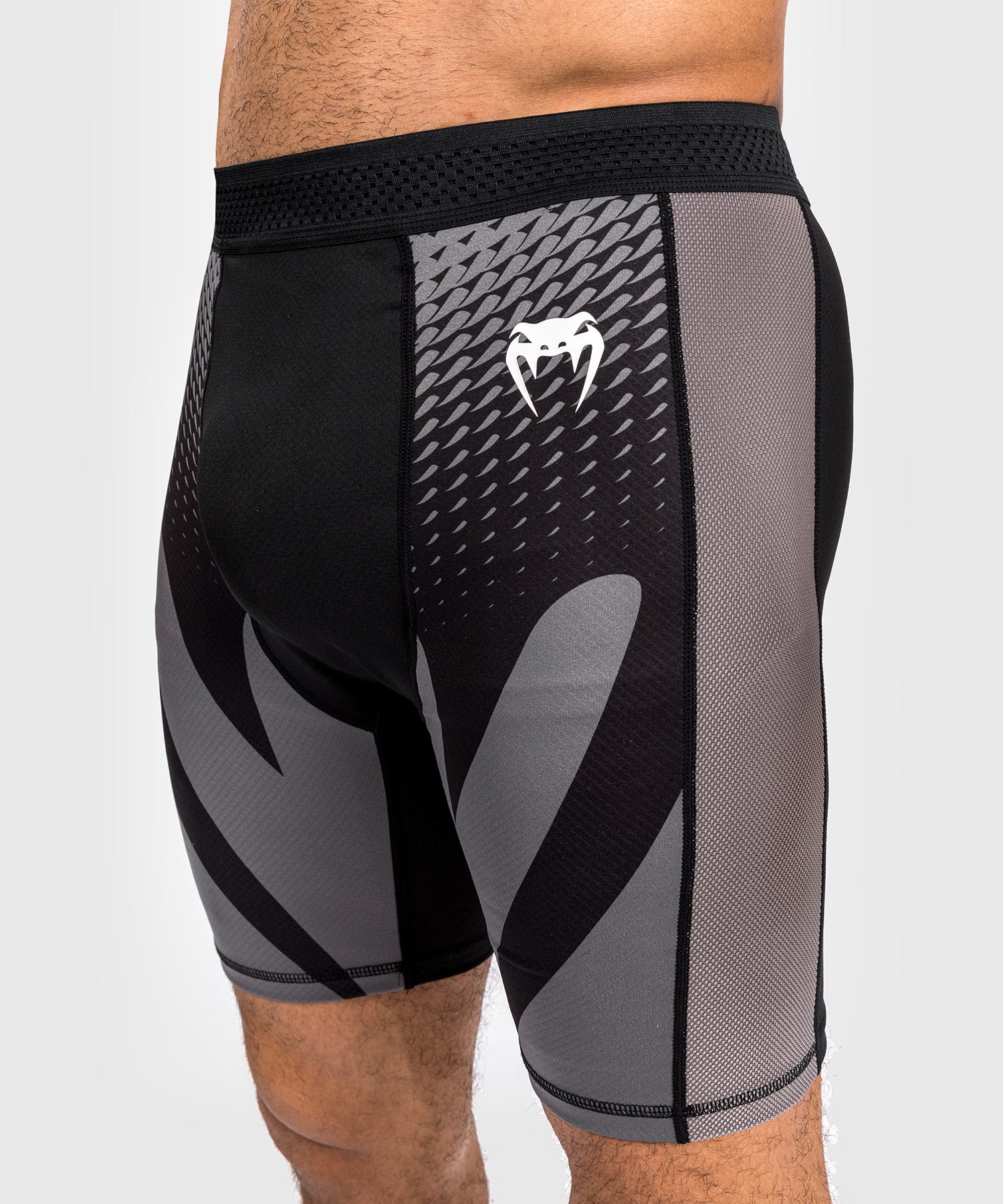 Short de compression pour Hommes Venum Attack - Noir - product-type_Shorts de compression