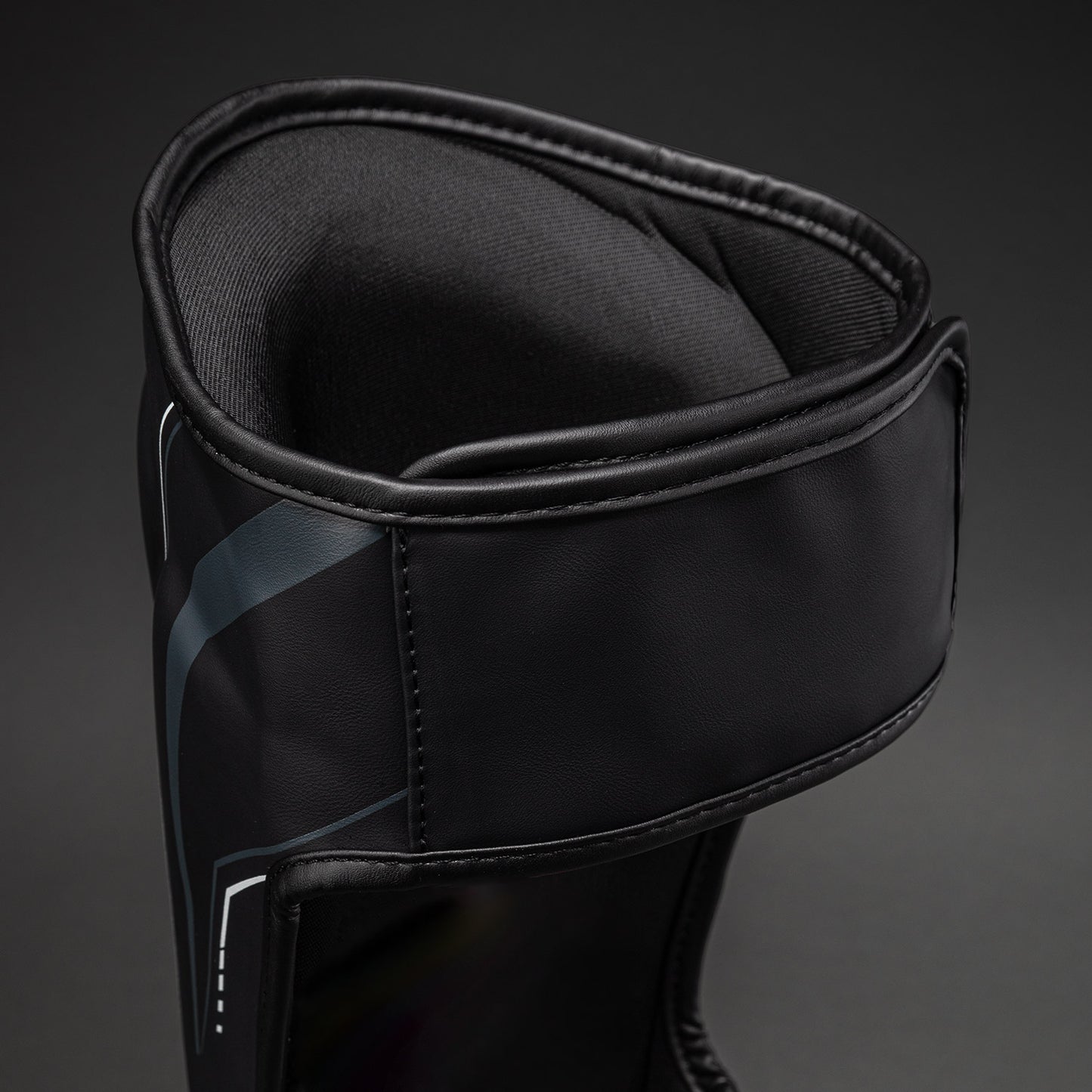 Protège-tibias Venum Streamline – Noir/Blanc - product-type_Protège-tibias