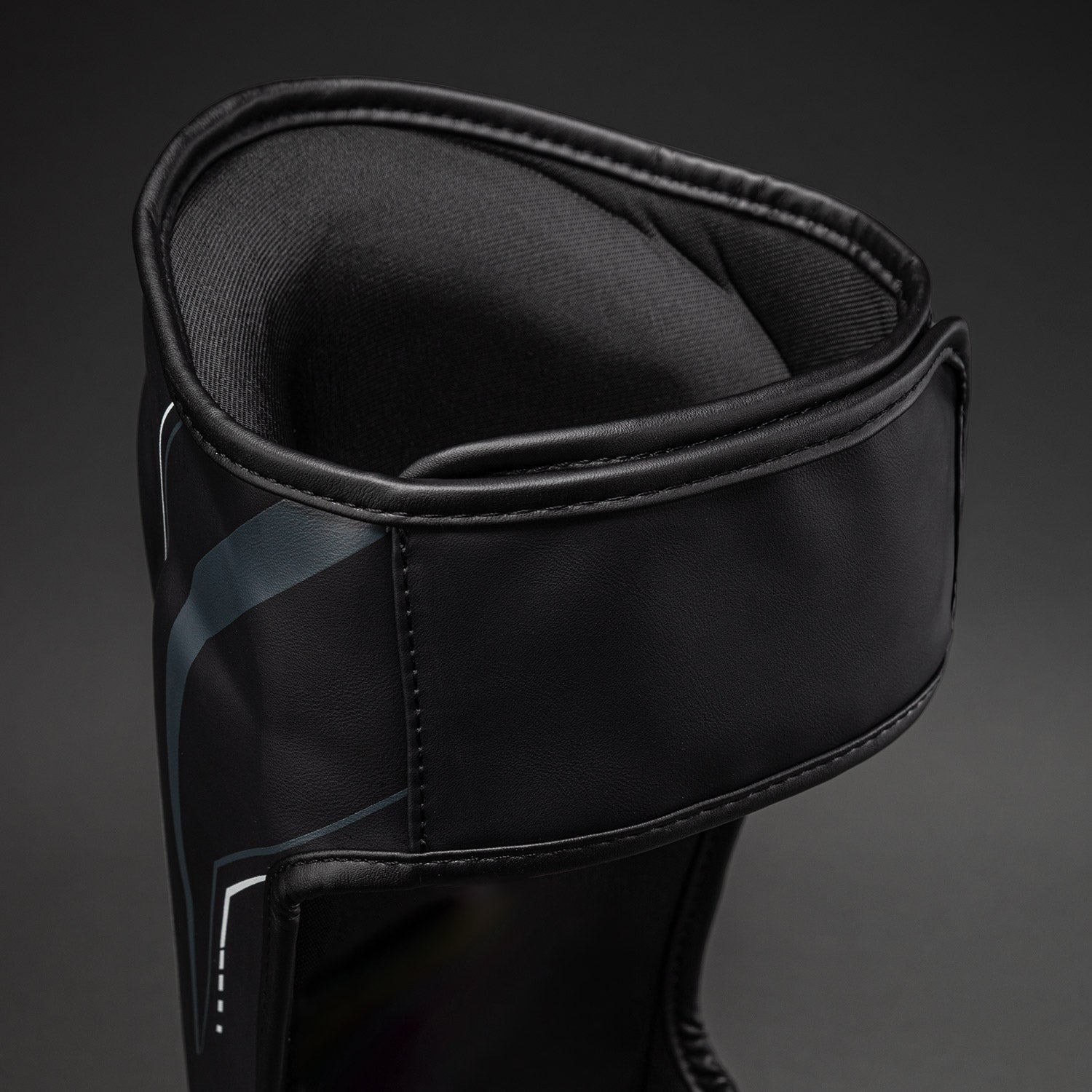 Protège-tibias Venum Streamline – Noir/Blanc - product-type_Protège-tibias