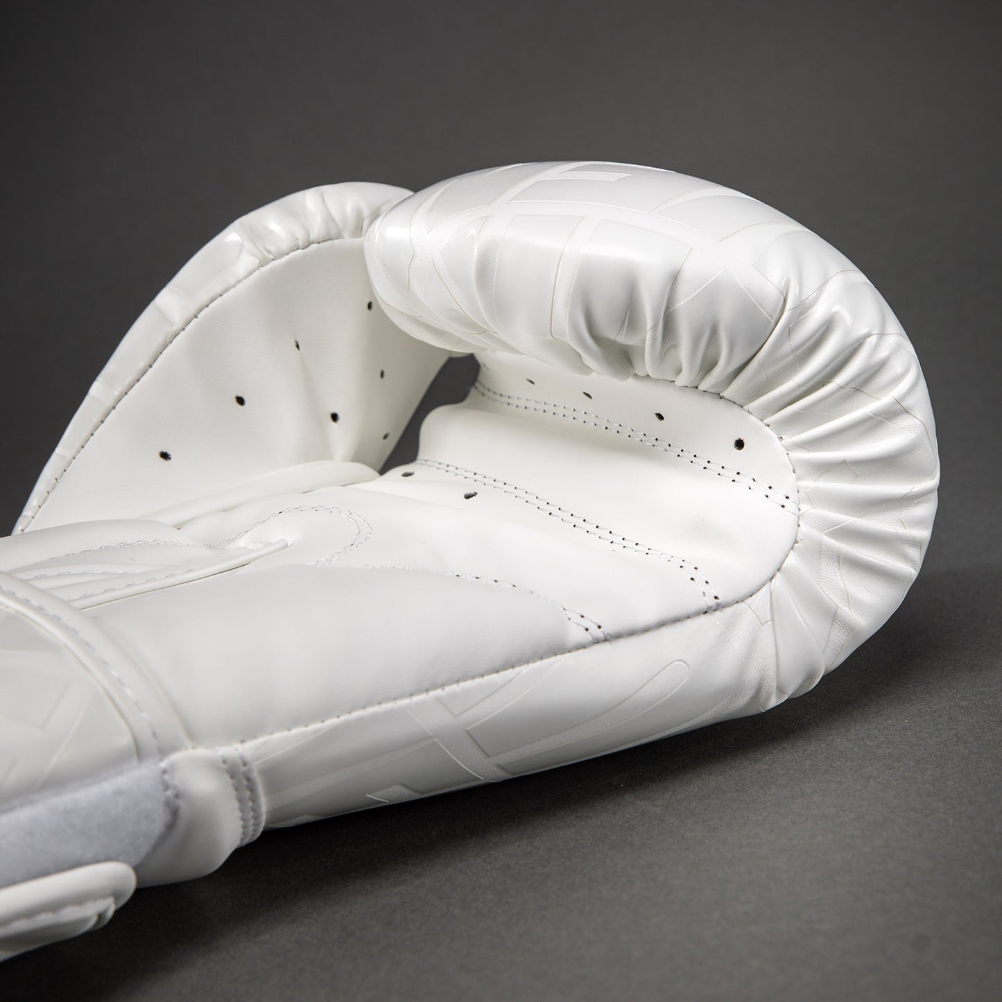 Gants de boxe Venum Contender 1.5 XT 3D - Blanc/Or