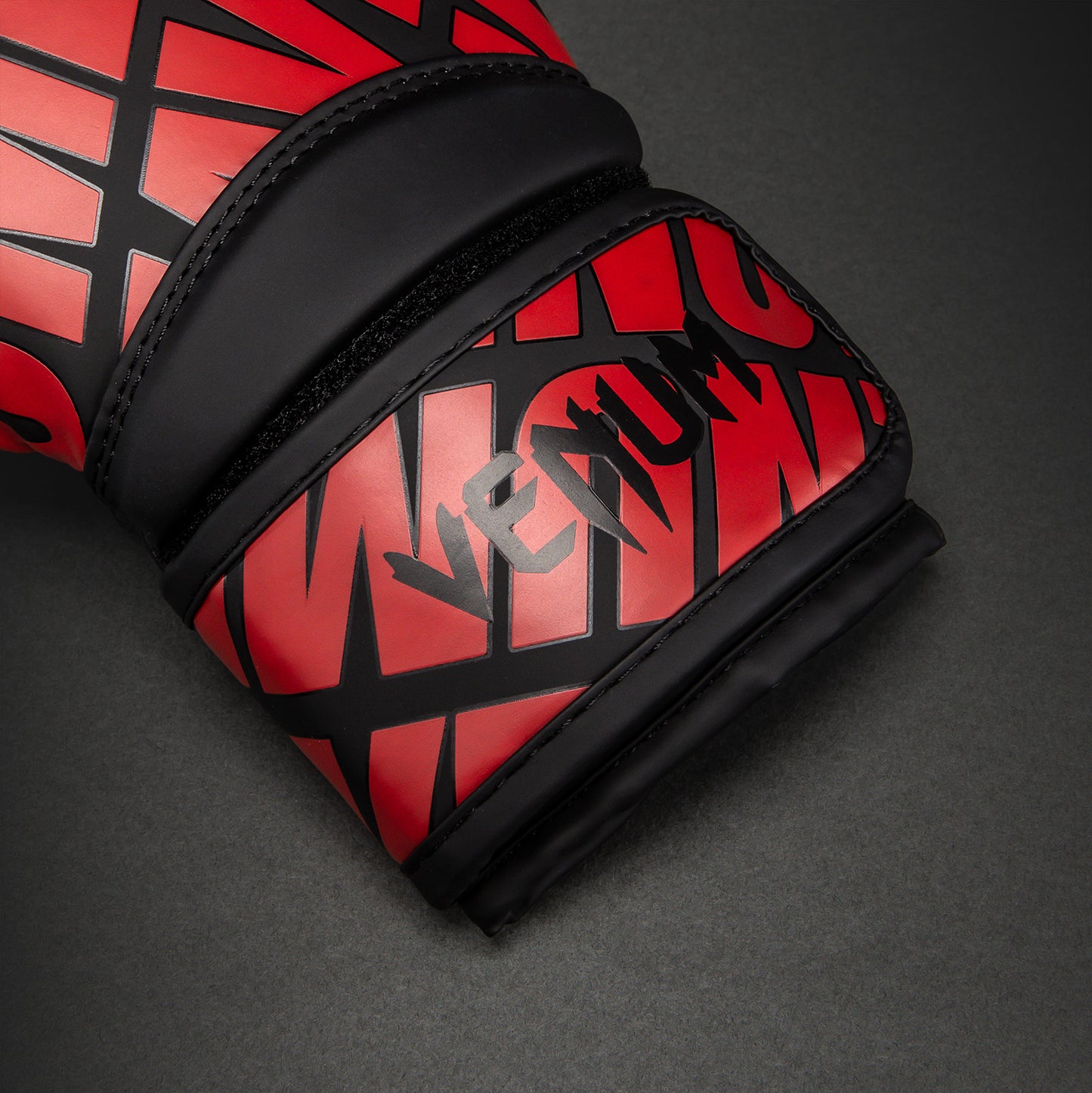 Gants de Boxe Pour Enfant Venum Contender 1.5 XT 3D - Noir/Rouge