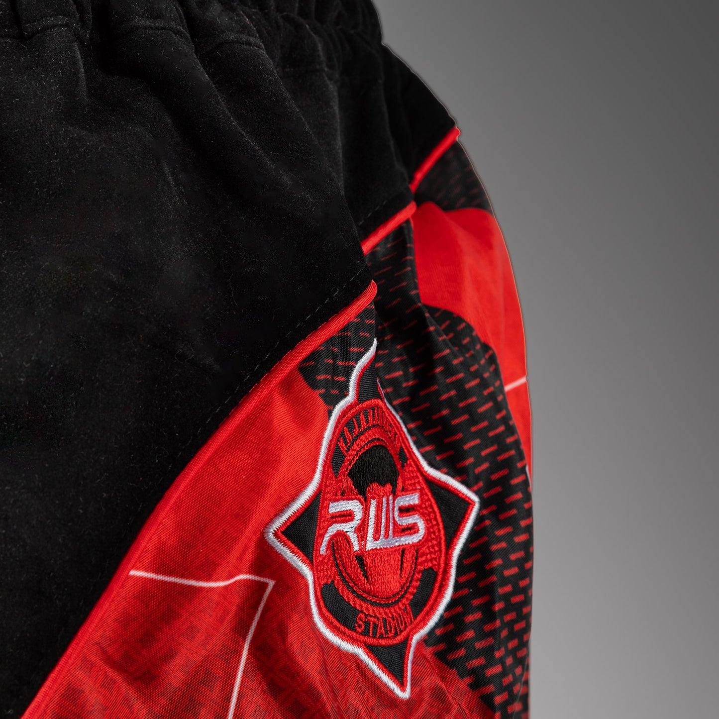 Short de Muay Thai Venum x RWS 2.0 – Noir/Rouge - product-type_Shorts de Muay Thai
