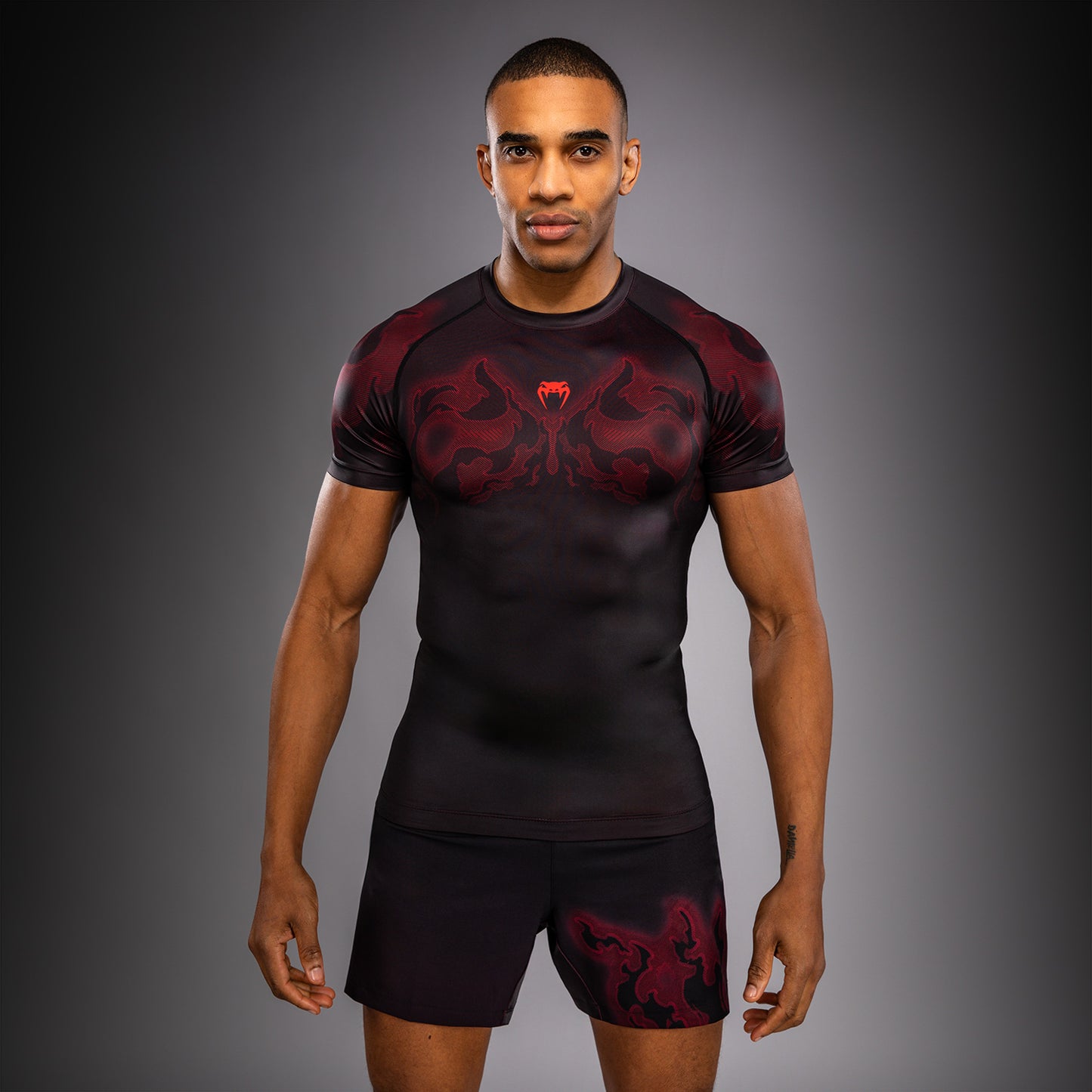 Rashguard à Manches Courtes Venum Spectre – Noir/Rouge - product-type_T-Shirts de Compression