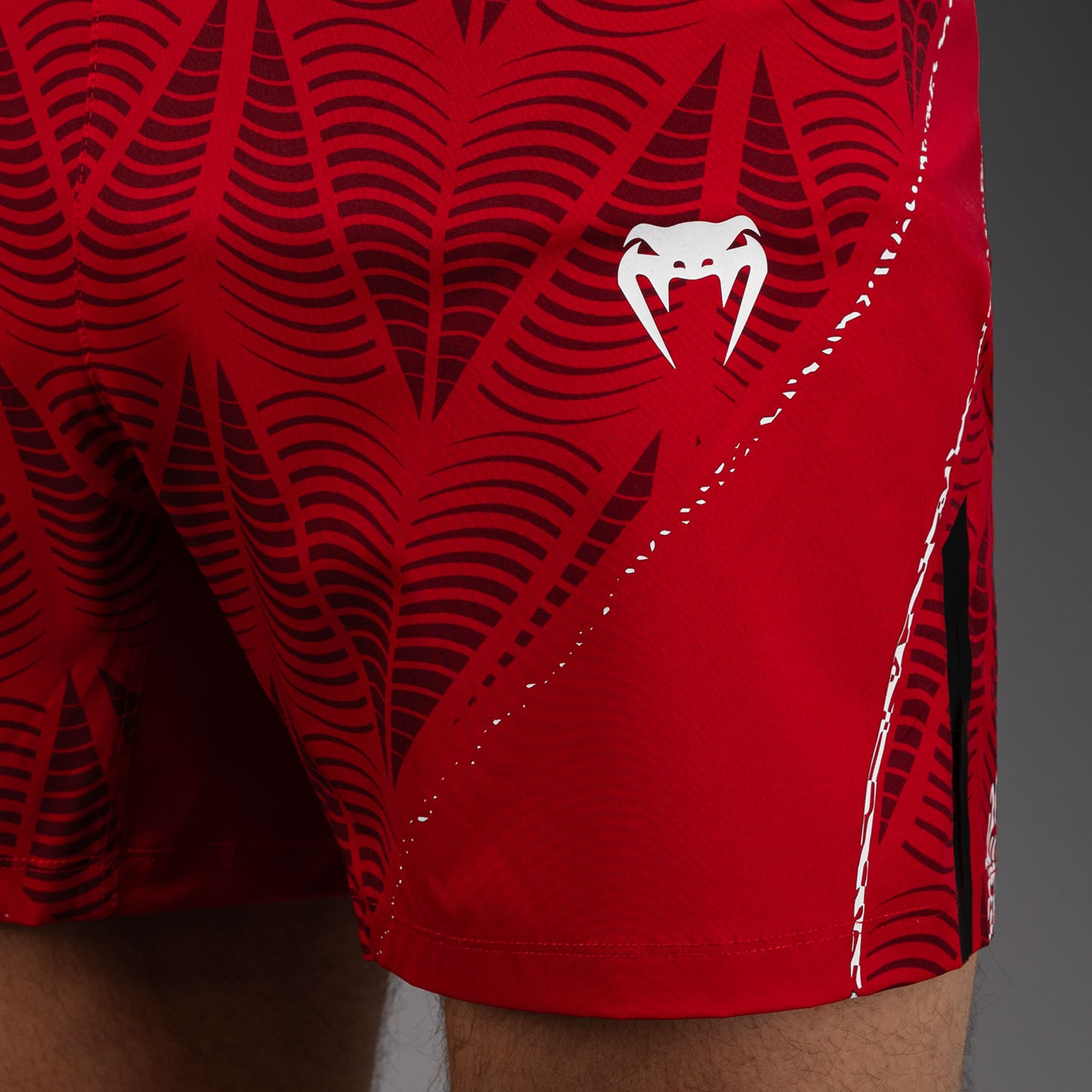 Short de combat coupe courte Homme Personnalisé UFC Zenith by Venum Authentic Fight Night - Rouge