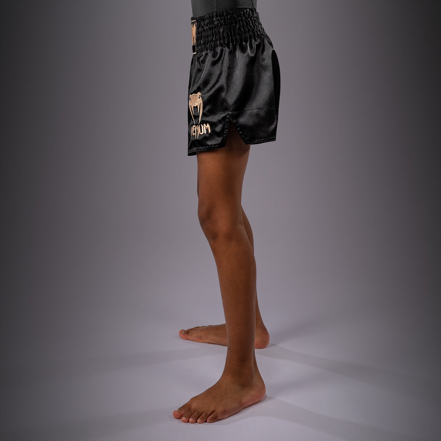 Short de Muay Thaï Venum Classic pour Enfant – Noir/Or - product-type_Shorts de Muay Thai