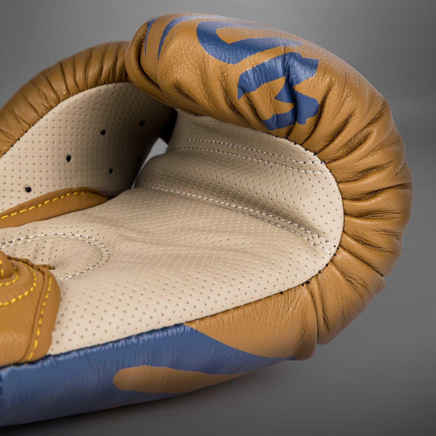 Gants de boxe Venum Reverso - Camel / Bleu Royal - product-type_Gants de boxe