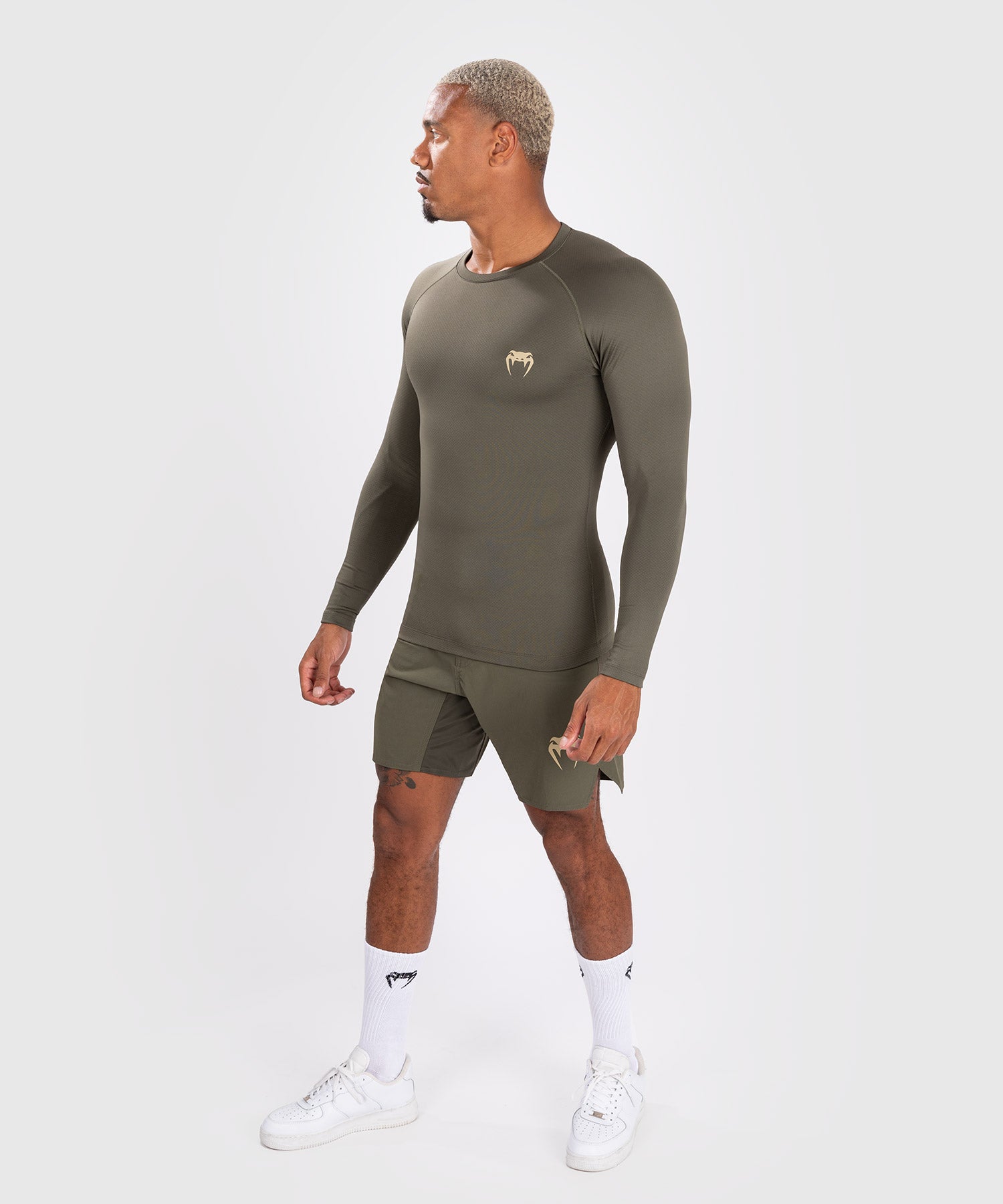Rashguard à manches longues pour hommes Venum Contender - Kaki - product-type_T-Shirts de Compression