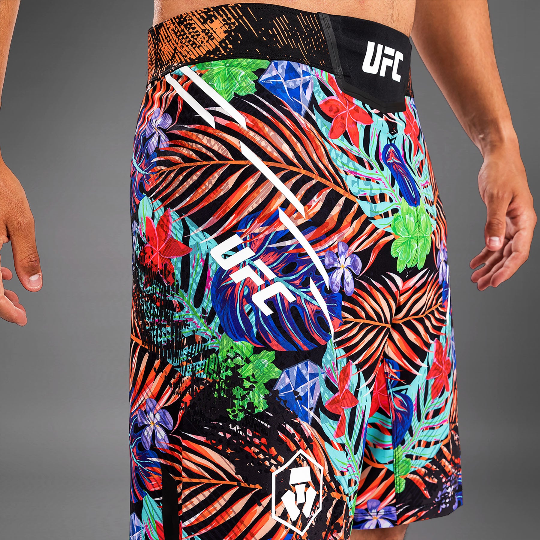 Short de Combat coupe longue pour Hommes UFC Unrivaled by Venum Dustin Poirier - Bleu - product-type_Shorts de MMA