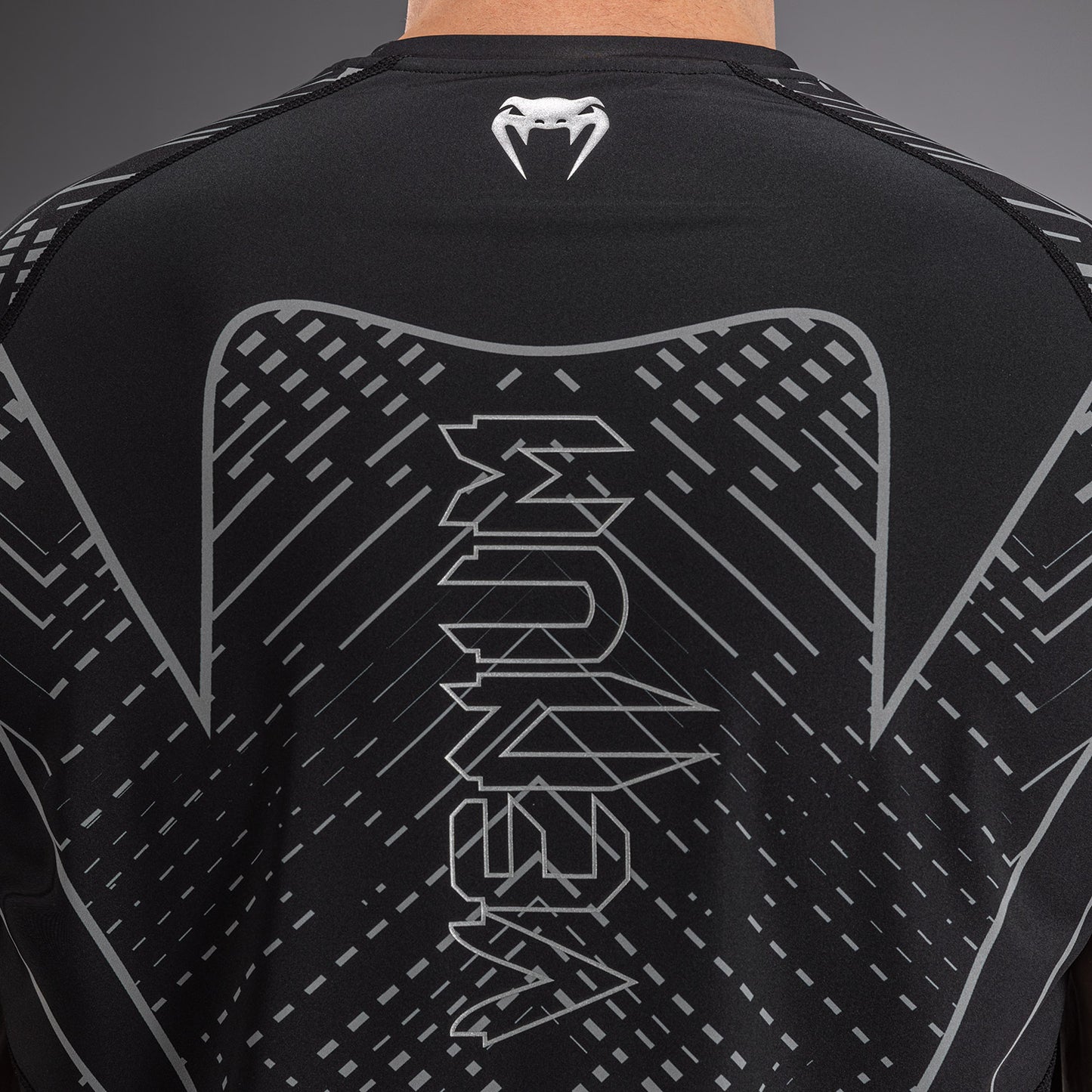 T-shirt Dry Tech Venum Midnight Fury – Noir/Gris/Argent