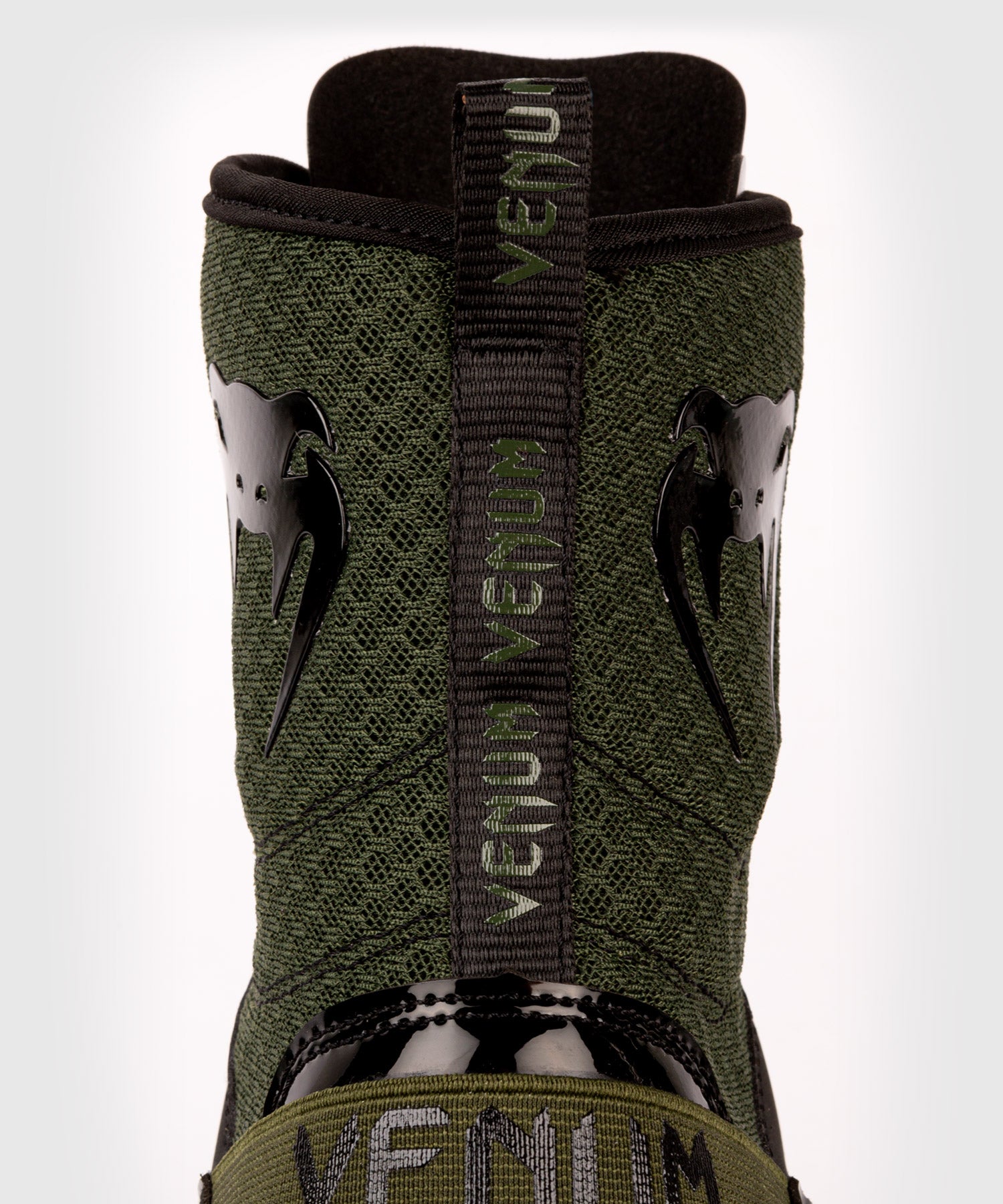 Chaussures de Boxe Venum Elite – Kaki - product-type_Chaussures de boxe