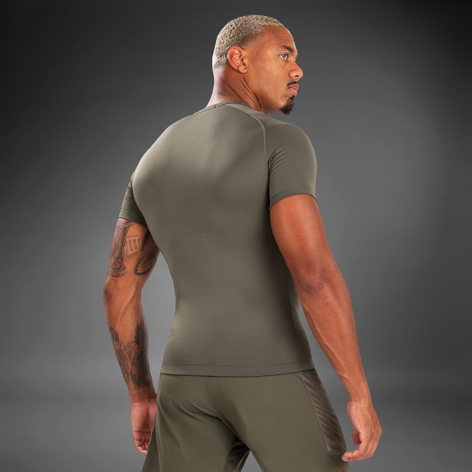Rashguard à manches courtes pour hommes Venum Contender - Kaki - product-type_T-Shirts de Compression