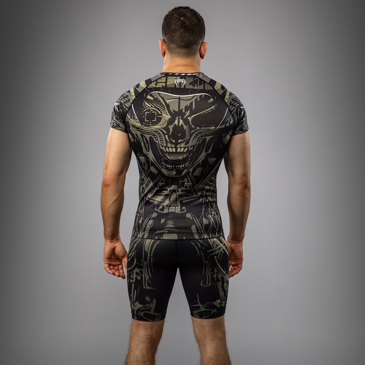 Rashguard à manches courtes Venum Invader - Noir/Sable