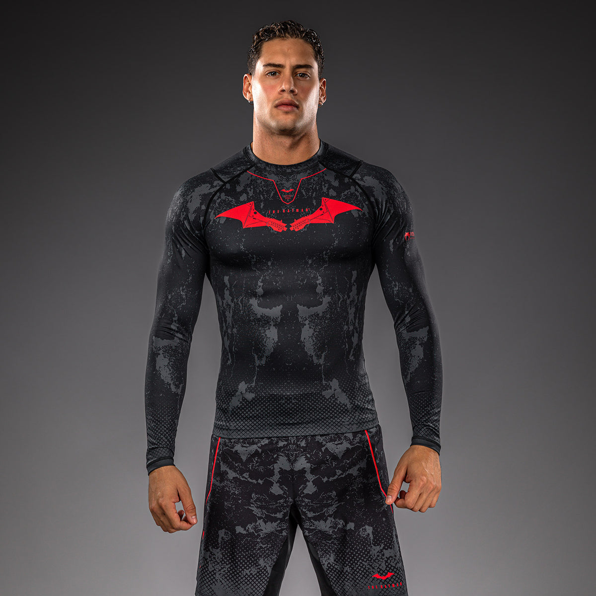 Rashguard à manches longues Venum x Batman - Noir/Gris/Rouge