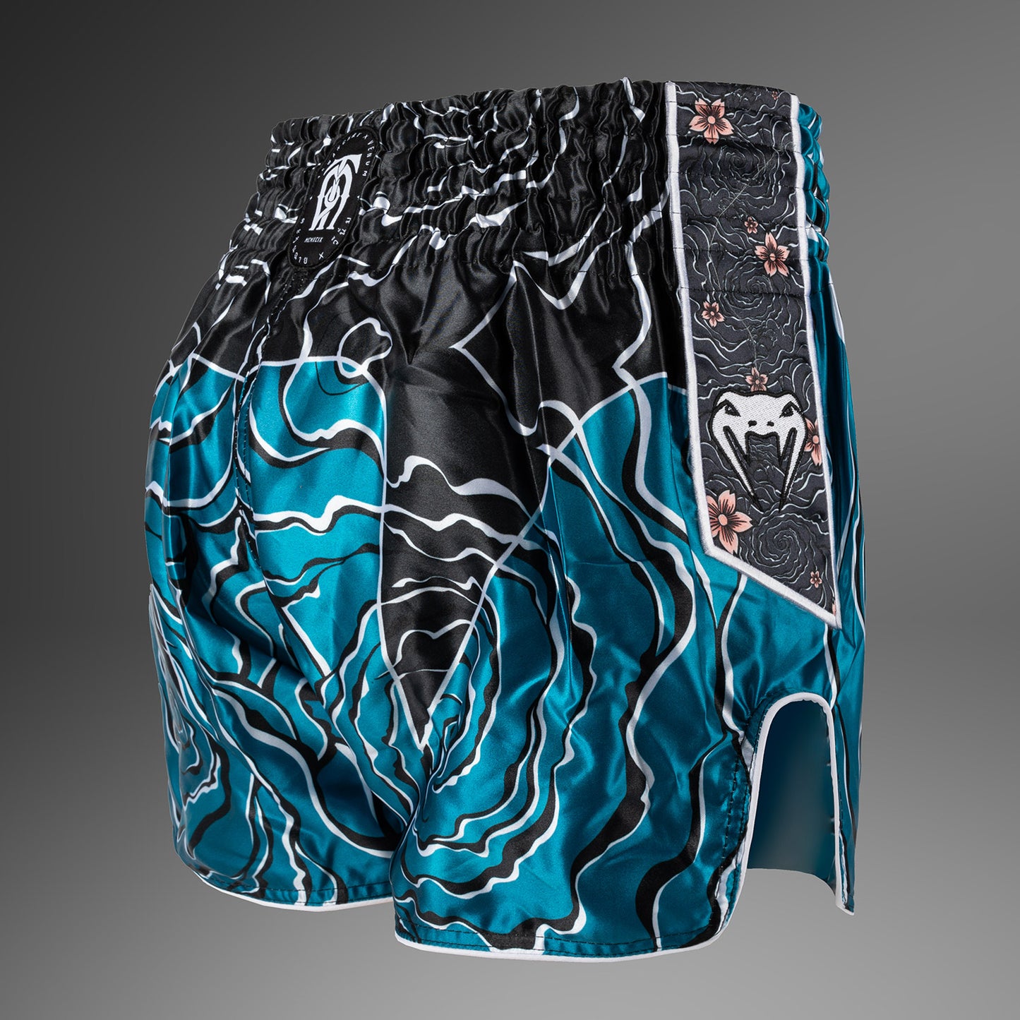 Short de Muay Thaï Venum x Tawanchay – Bleu/Blanc