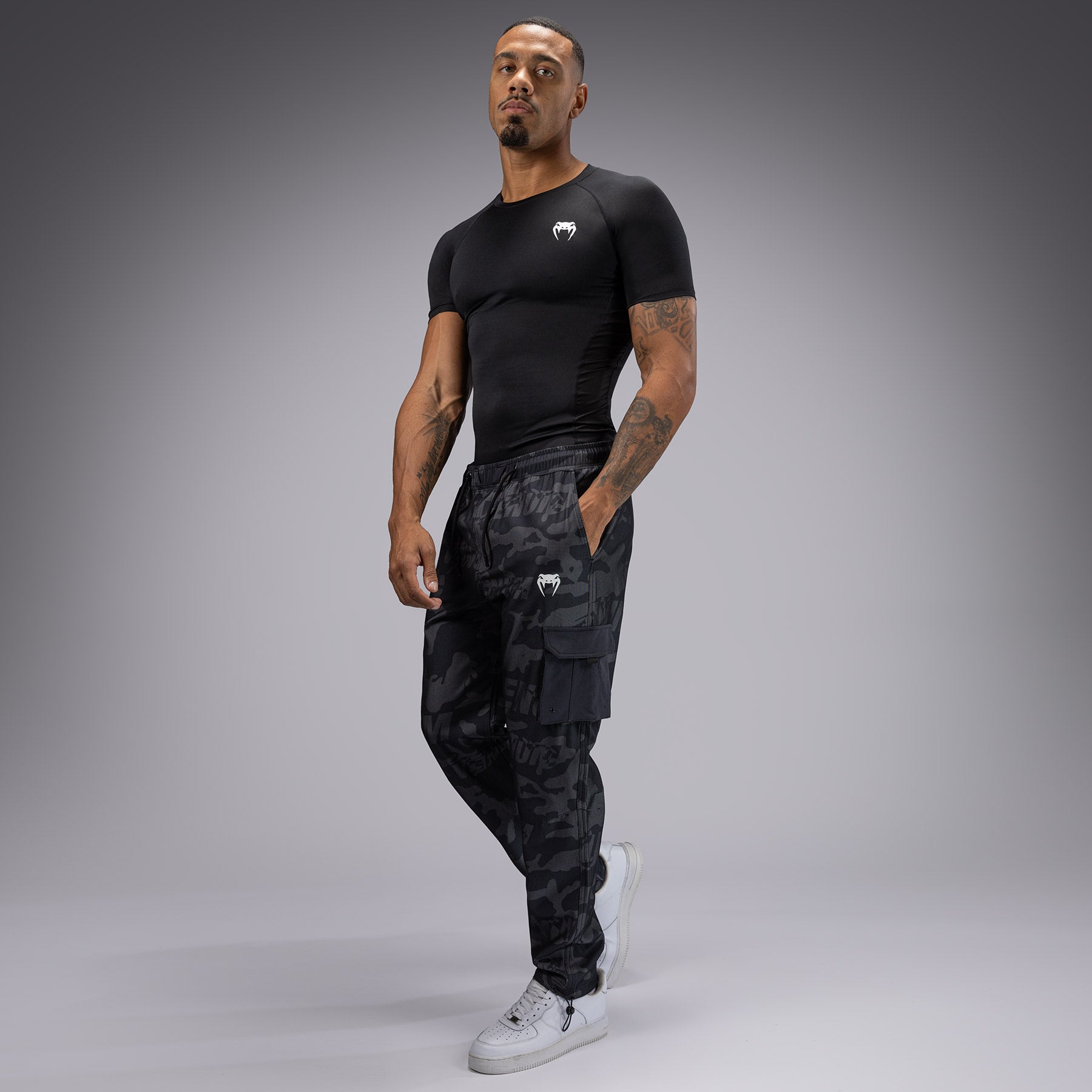 Jogging pour Hommes Venum Trooper - Noir/Charbon - product-type_Pantalons de jogging