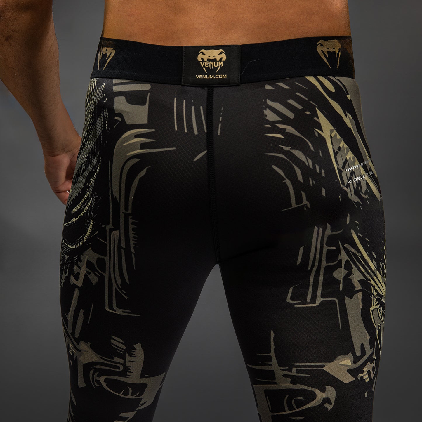 Pantalon de compression Venum Invader - Noir/Sable - product-type_Pantalons de Compression