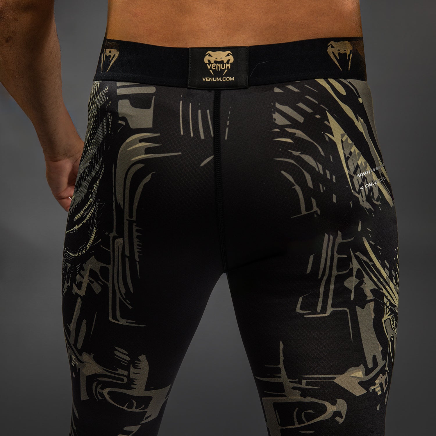 Pantalon de compression Venum Invader - Noir/Sable - product-type_Pantalons de Compression
