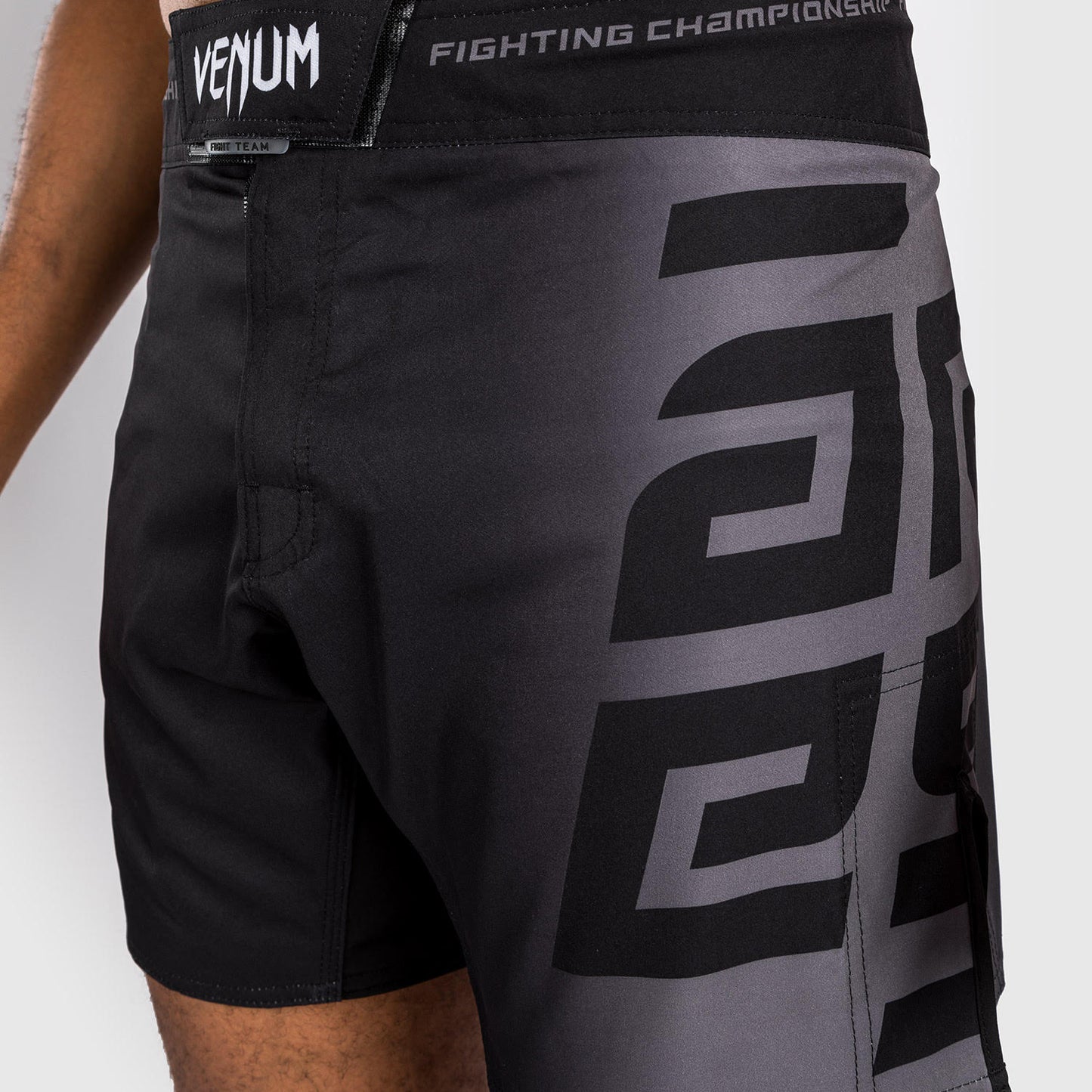 Fightshort Venum x Ares - Noir - product-type_Shorts de MMA