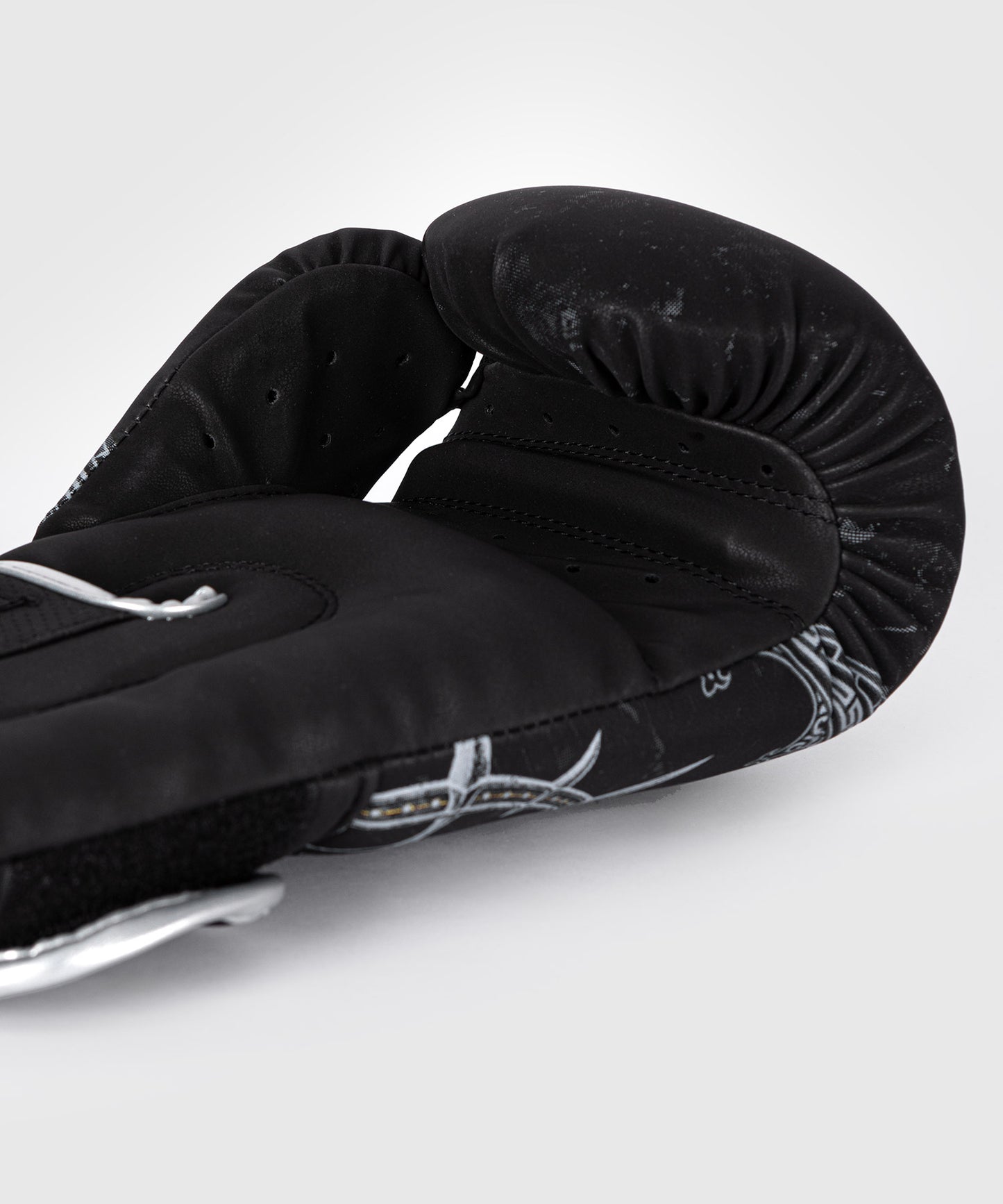 Gants de Boxe Venum Gladiator 5.0 - Noir/Argent - product-type_Gants de boxe