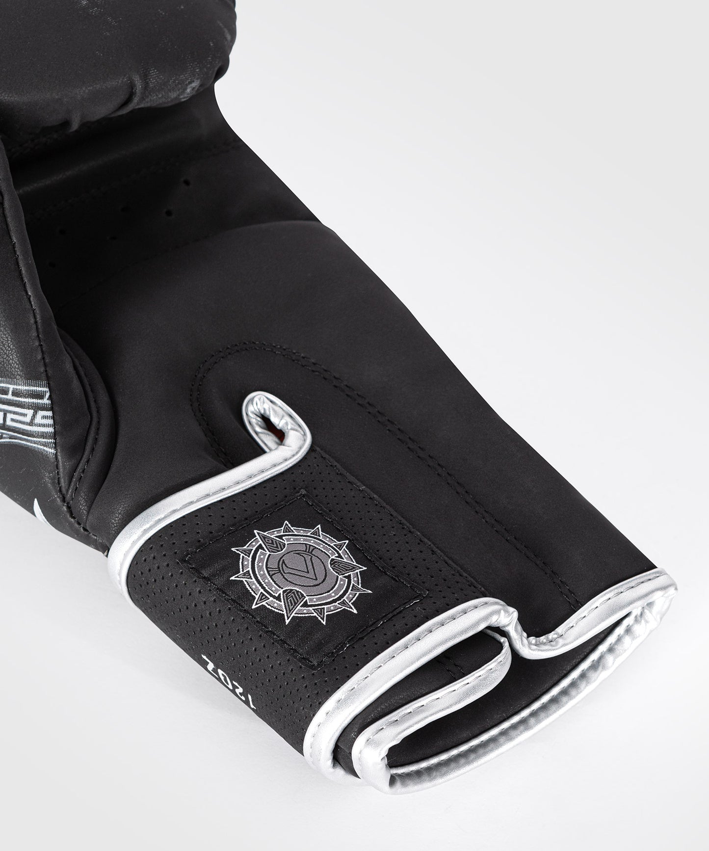 Gants de Boxe Venum Gladiator 5.0 - Noir/Argent - product-type_Gants de boxe