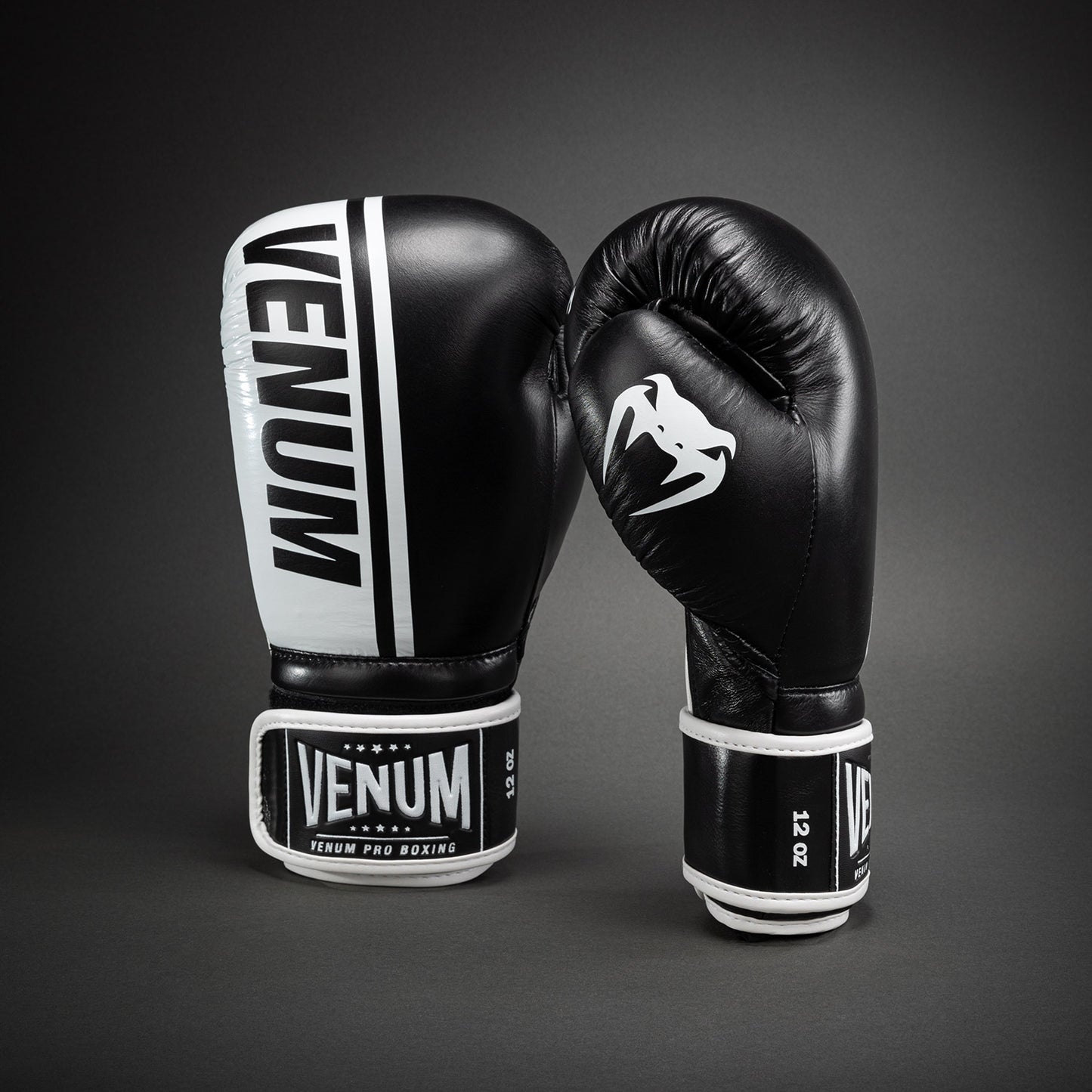 Gants de boxe Venum Shield Pro avec velcro - Noir/Blanc - product-type_Gants de boxe