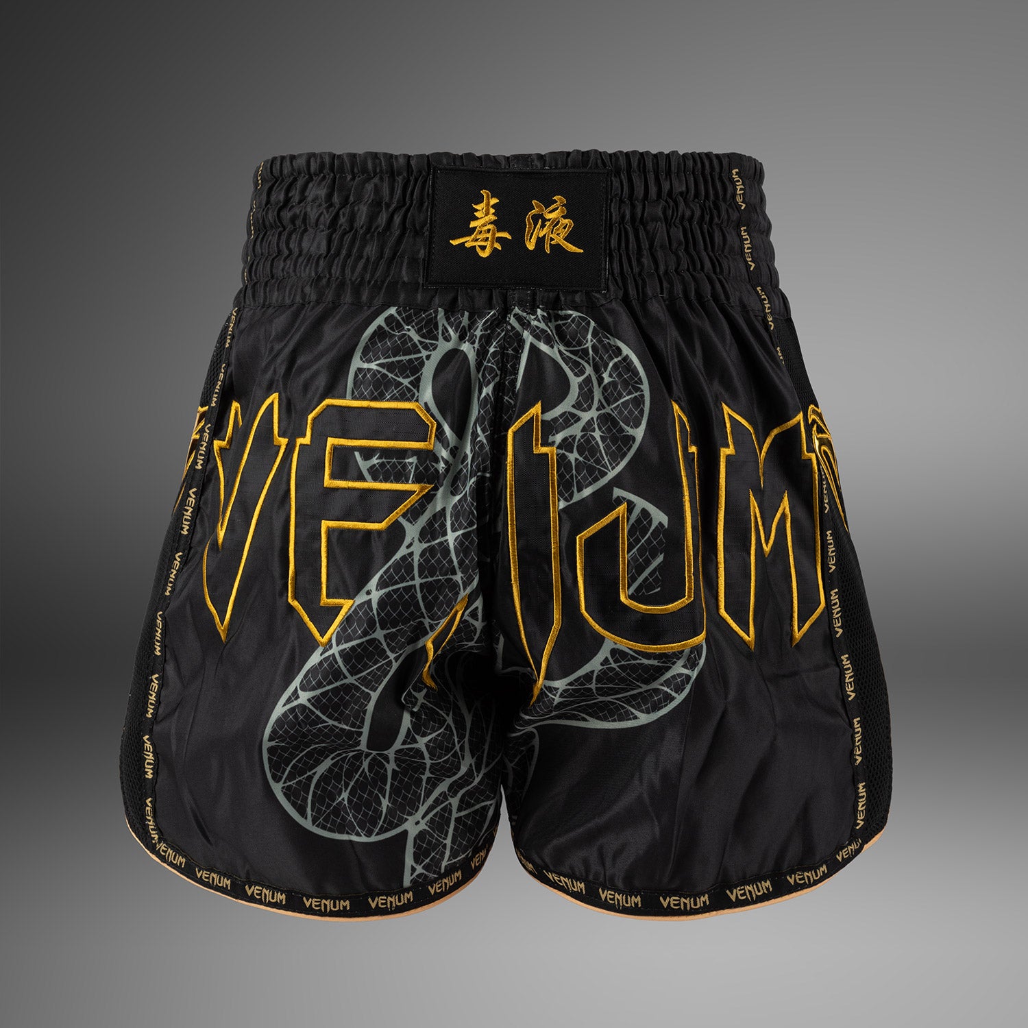 Short de Muay Thai Venum Serpenti – Noir/Argent/Or - product-type_Shorts de Muay Thai
