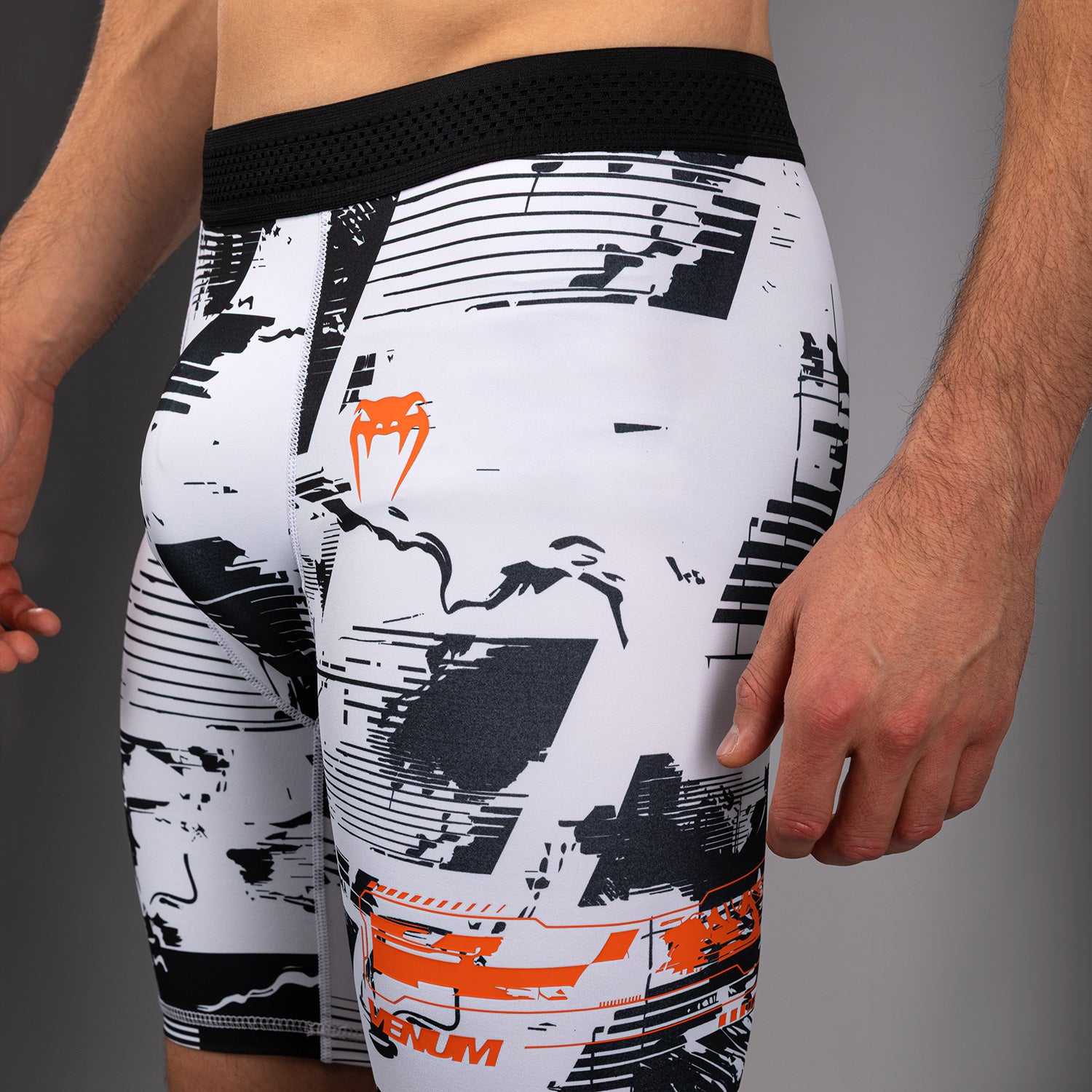 Short de compression Performance Homme UFC Zenith by Venum Authentic Fight Week - Blanc - product-type_Shorts de compression