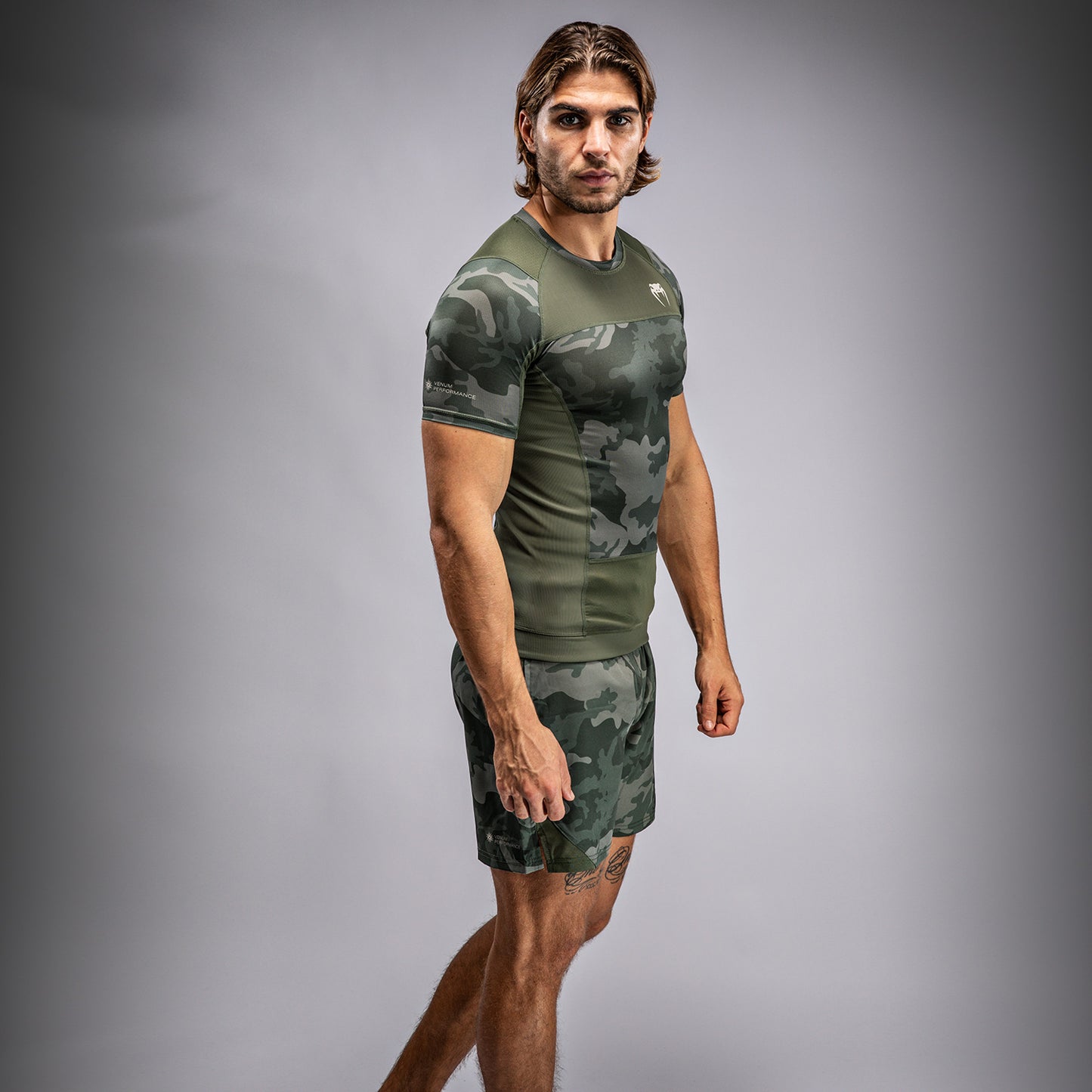 Rashguard à Manches Courtes Venum G-Fit Air pour Hommes - Camo Militaire - product-type_T-Shirts de Compression