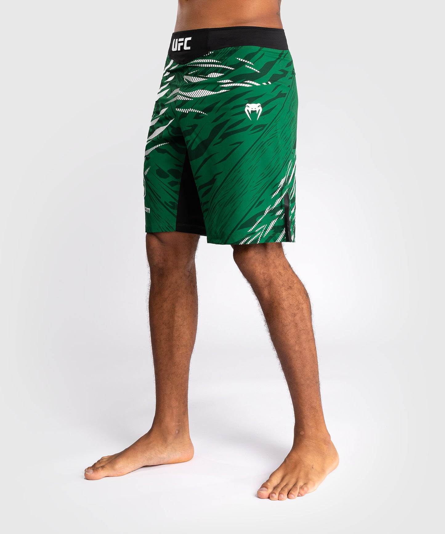 Shorts de Combat pour Hommes UFC Fusion by Venum Authentic Fight Night - Coupe Longue - Vert - product-type_Shorts de MMA