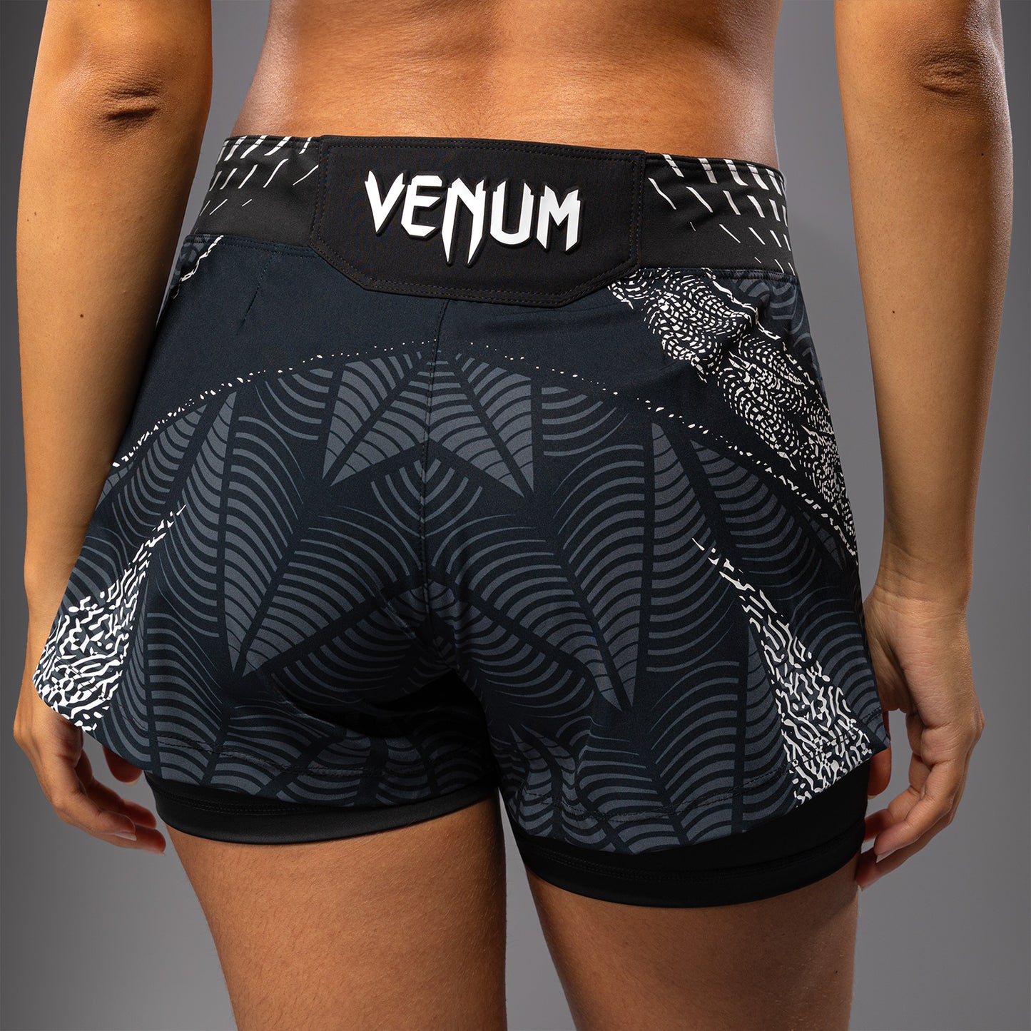 Short de combat coupe courte Femme Personnalisé UFC Zenith by Venum Authentic Fight Night - Noir