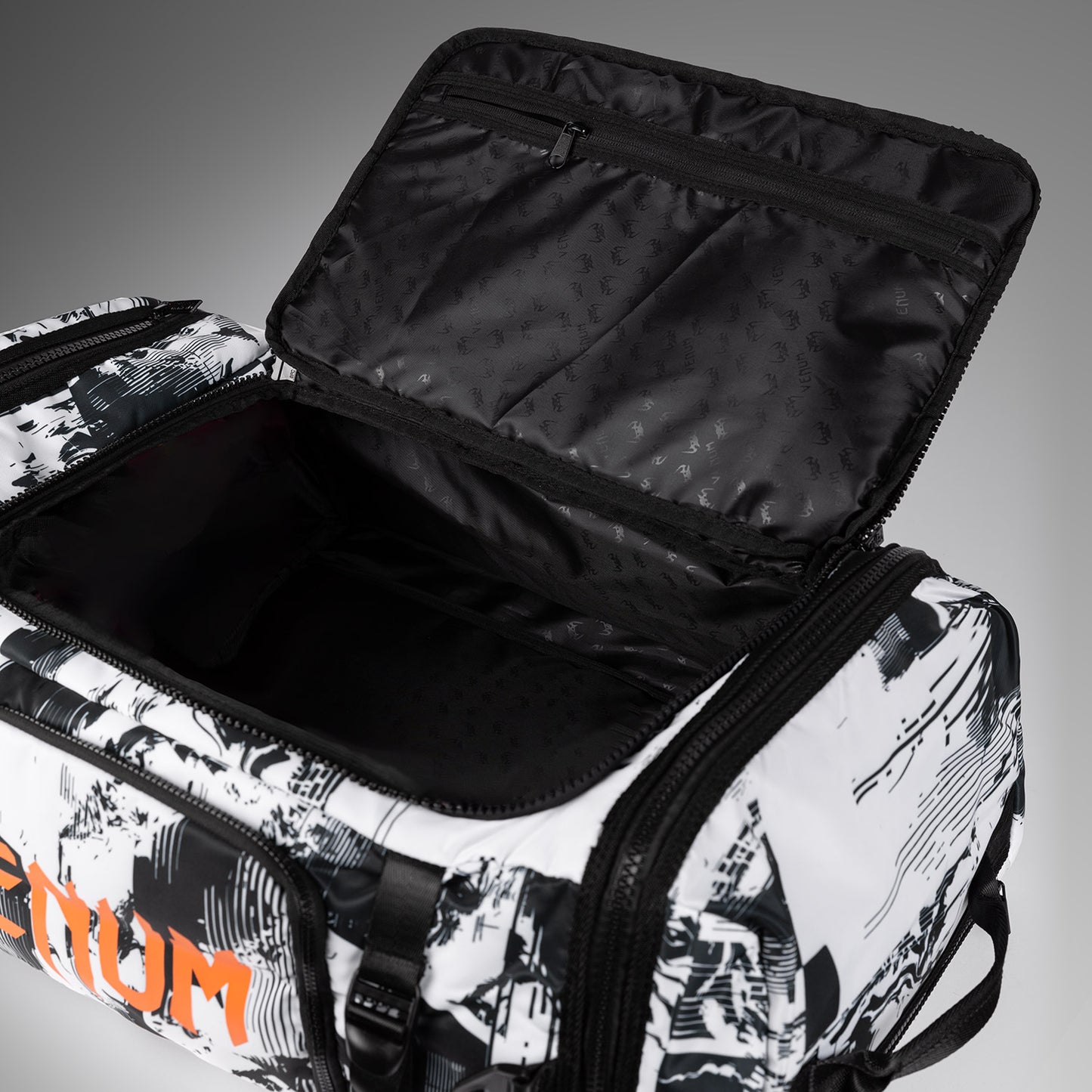 Sac de sport UFC Zenith by Venum Authentic Fight Week - Blanc