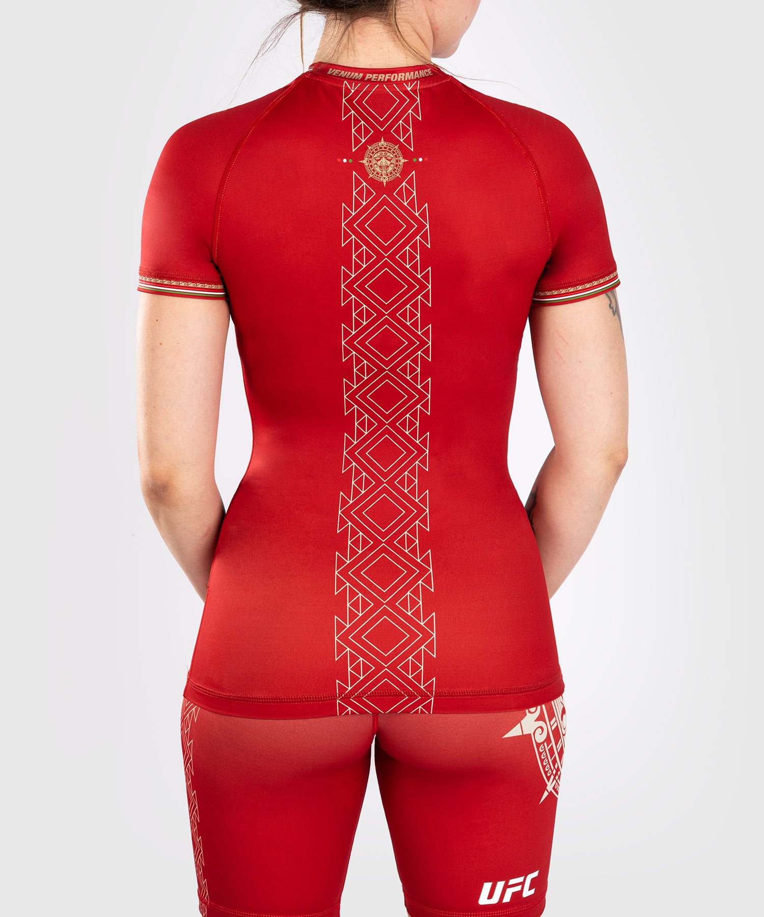 Noche UFC by Venum Authentic Fight Night Rashguard à manches courtes pour femme - Rouge - product-type_T-Shirts de Compression