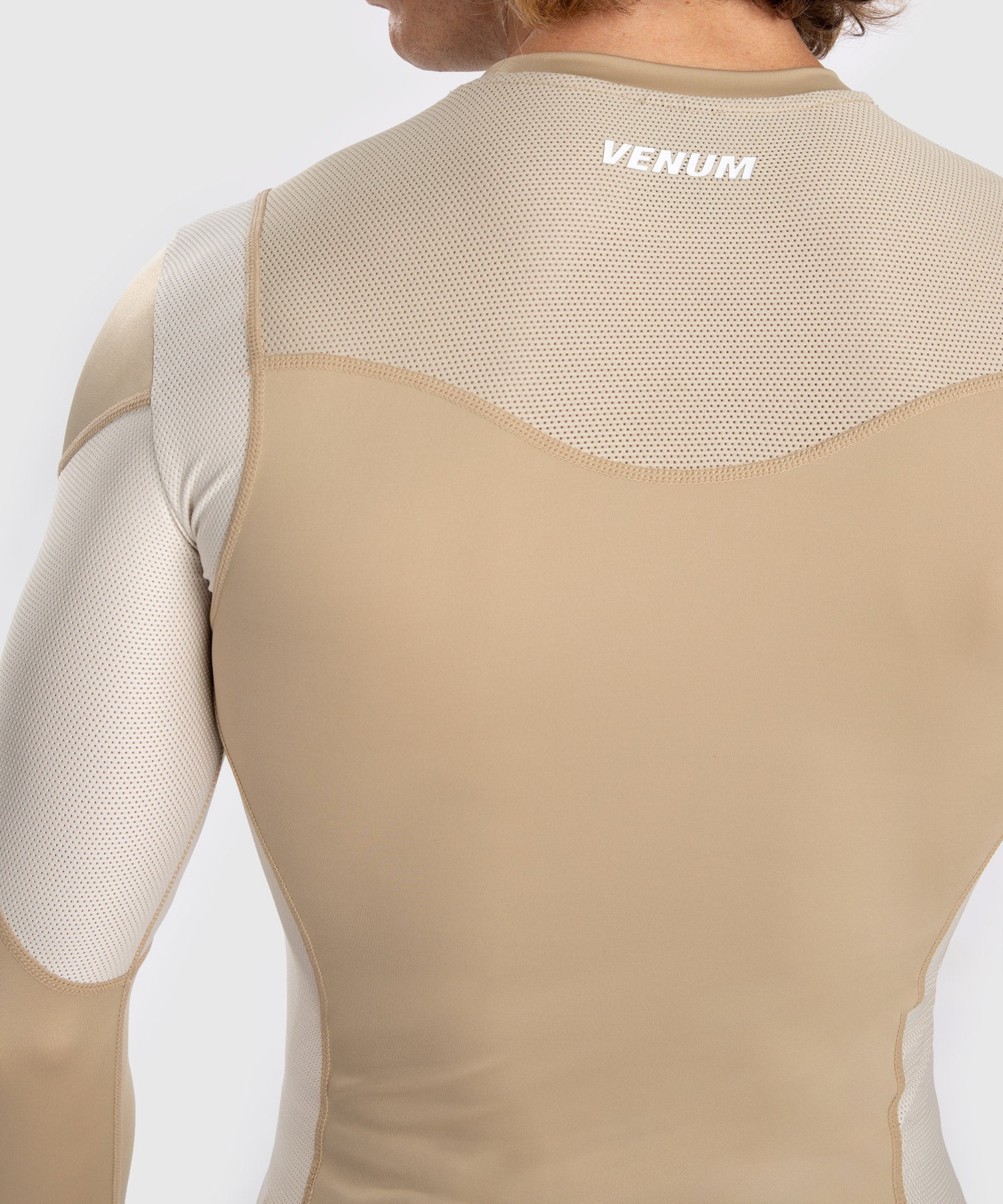 Rashguard À Manches Longues pour Hommes Venum Tempest - Beige/Sable - product-type_T-Shirts de Compression