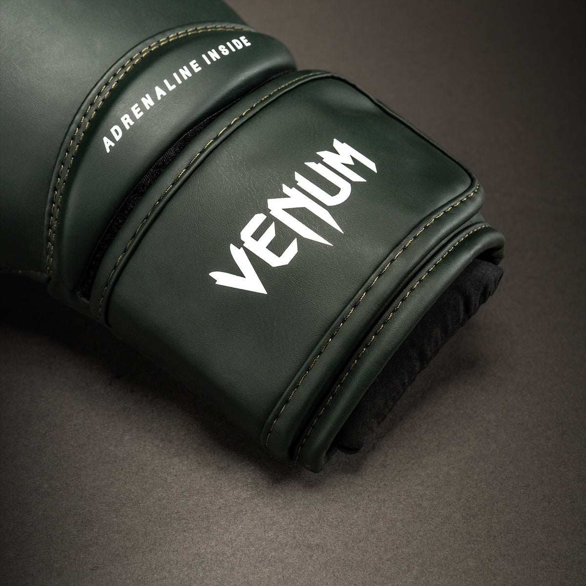 Gants de Boxe Venum Contender 1.5 - Vert/Blanc - product-type_Gants de boxe