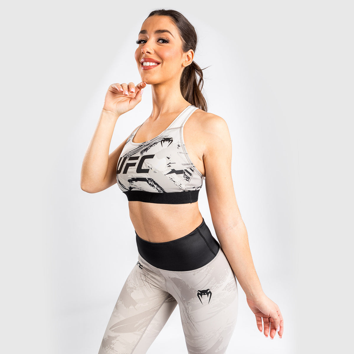 Brassière de Sport Venum UFC Authentic Fight Week 2.0 - Sable/Noir - product-type_Brassières de sport