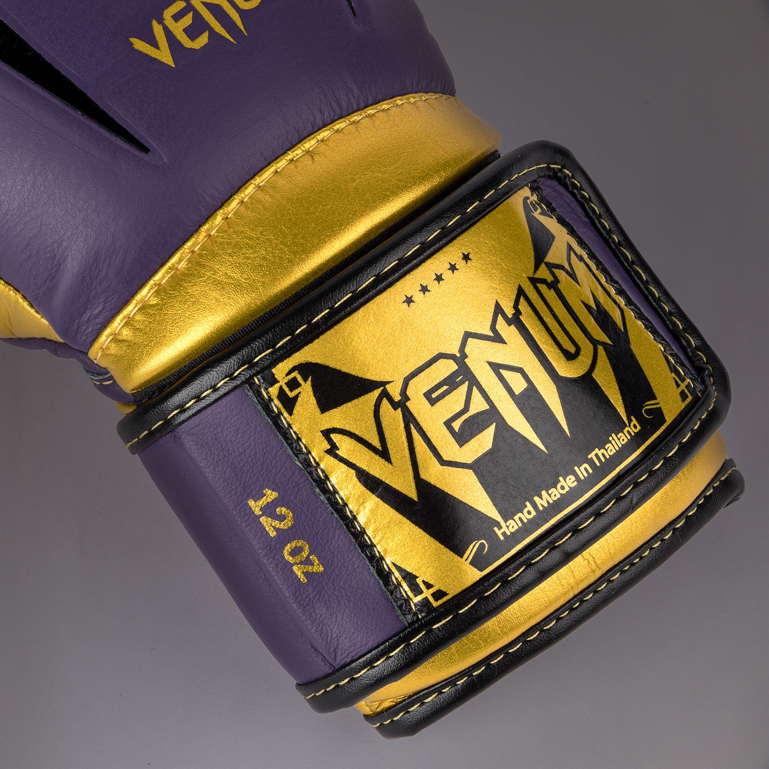 Gants de boxe Venum Giant 3.0 - Edition Spéciale - Violet foncé/Or - product-type_Gants de boxe