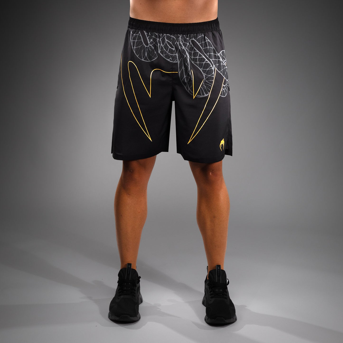 Short de Training Venum Serpenti – Noir/Argent/Or - product-type_Shorts de training
