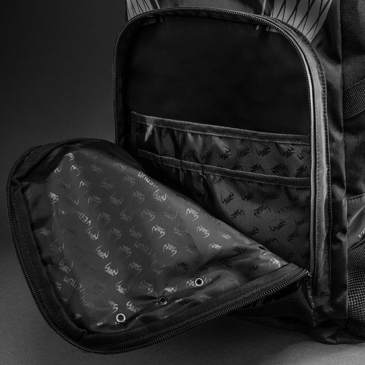 Sac à dos (15-25 L) Venum Amazonia Reborn - Noir/Gris