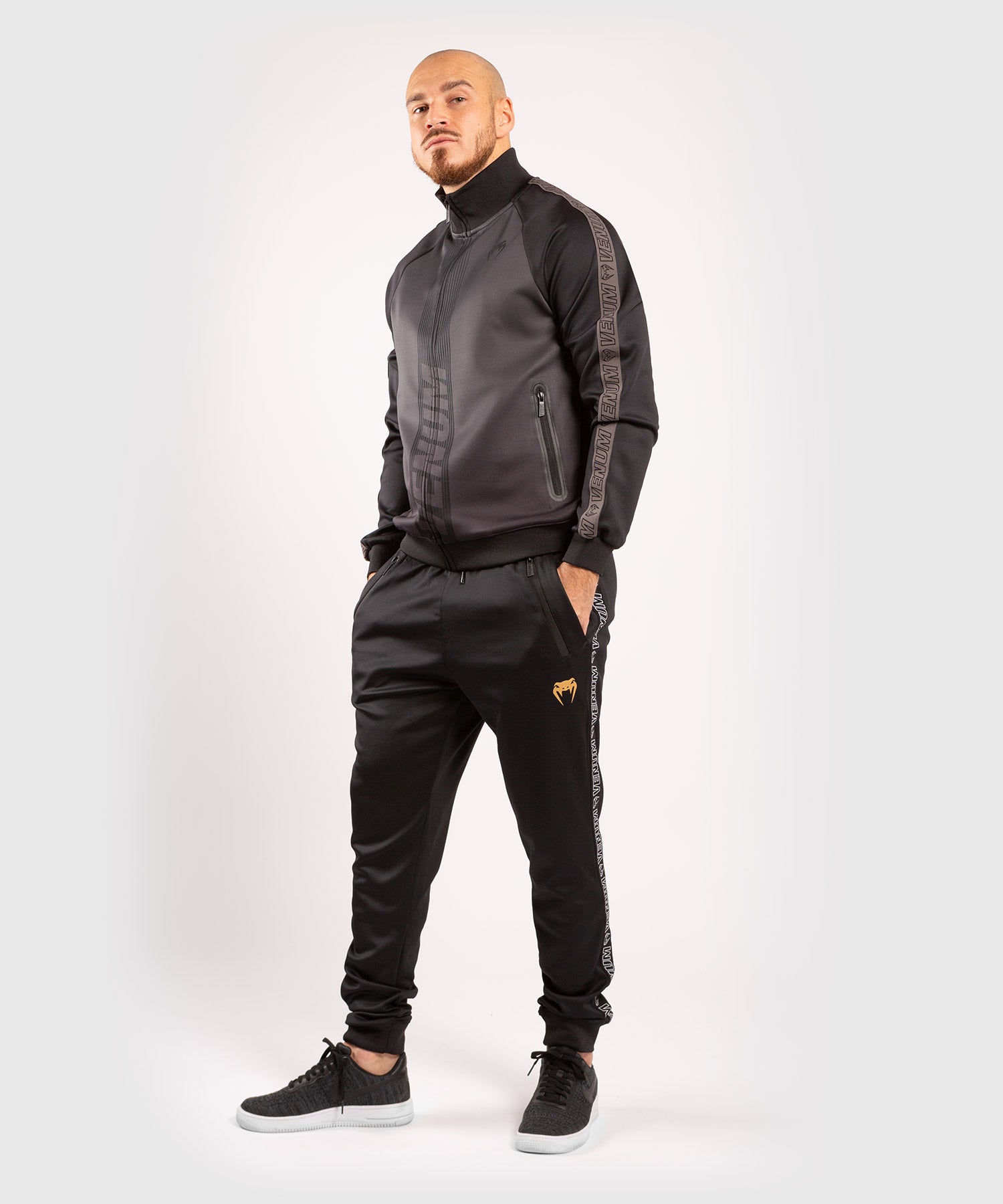 Pantalon de Jogging Venum Club 212 – Noir/Or - product-type_Pantalons de jogging