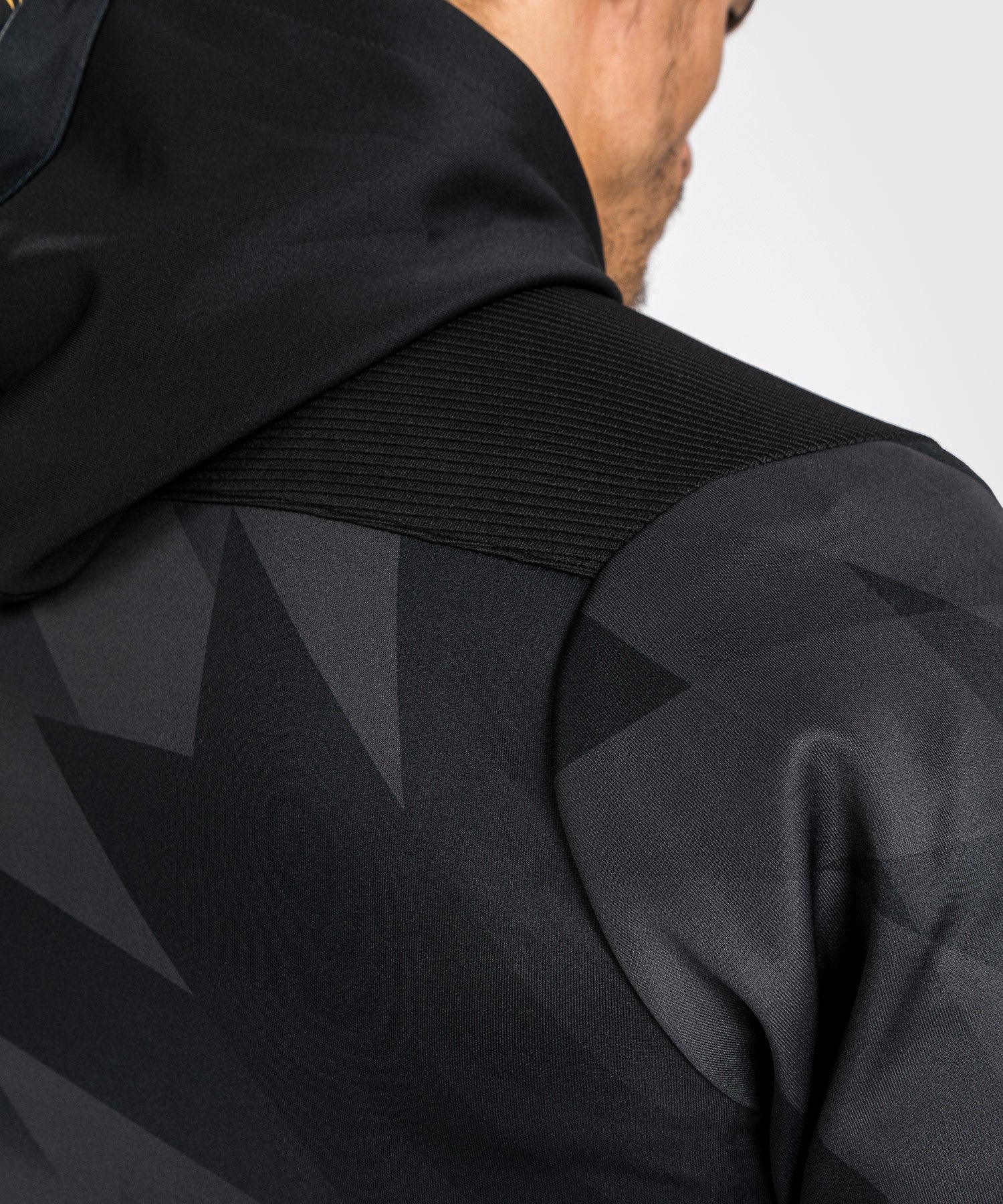 Sweatshirt à Capuche Venum Razor - Noir/Or - product-type_Vestes