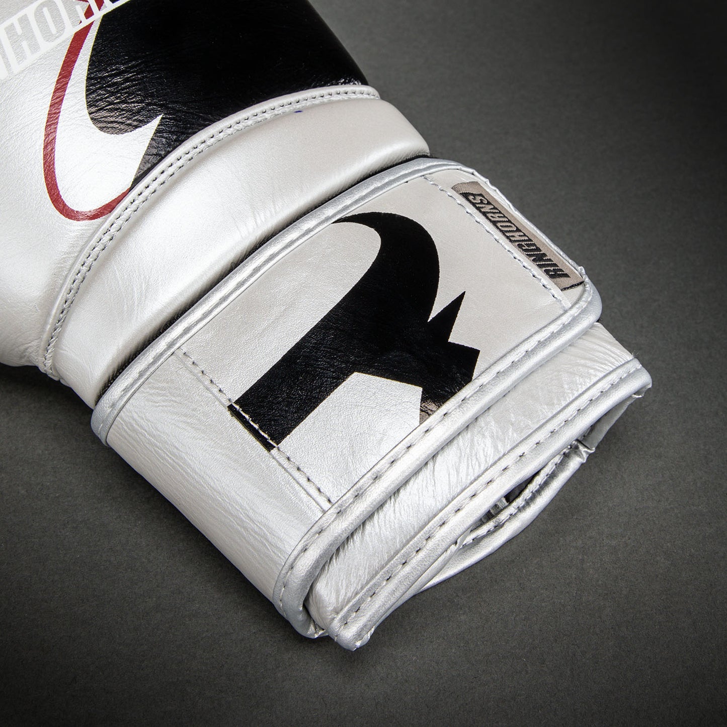 Gants de boxe Ringhorns Charger by Venum – Argent/Noir - product-type_Gants de boxe