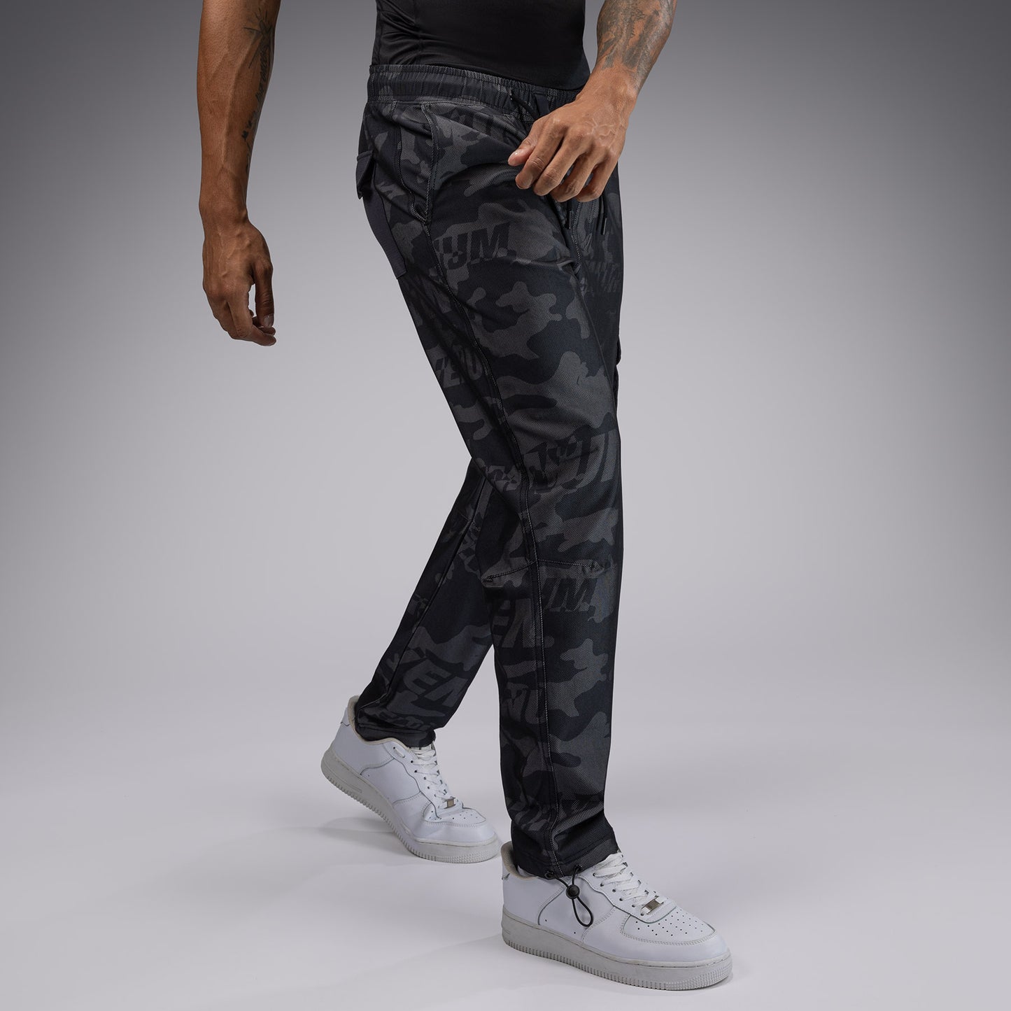 Jogging pour Hommes Venum Trooper - Noir/Charbon - product-type_Pantalons de jogging