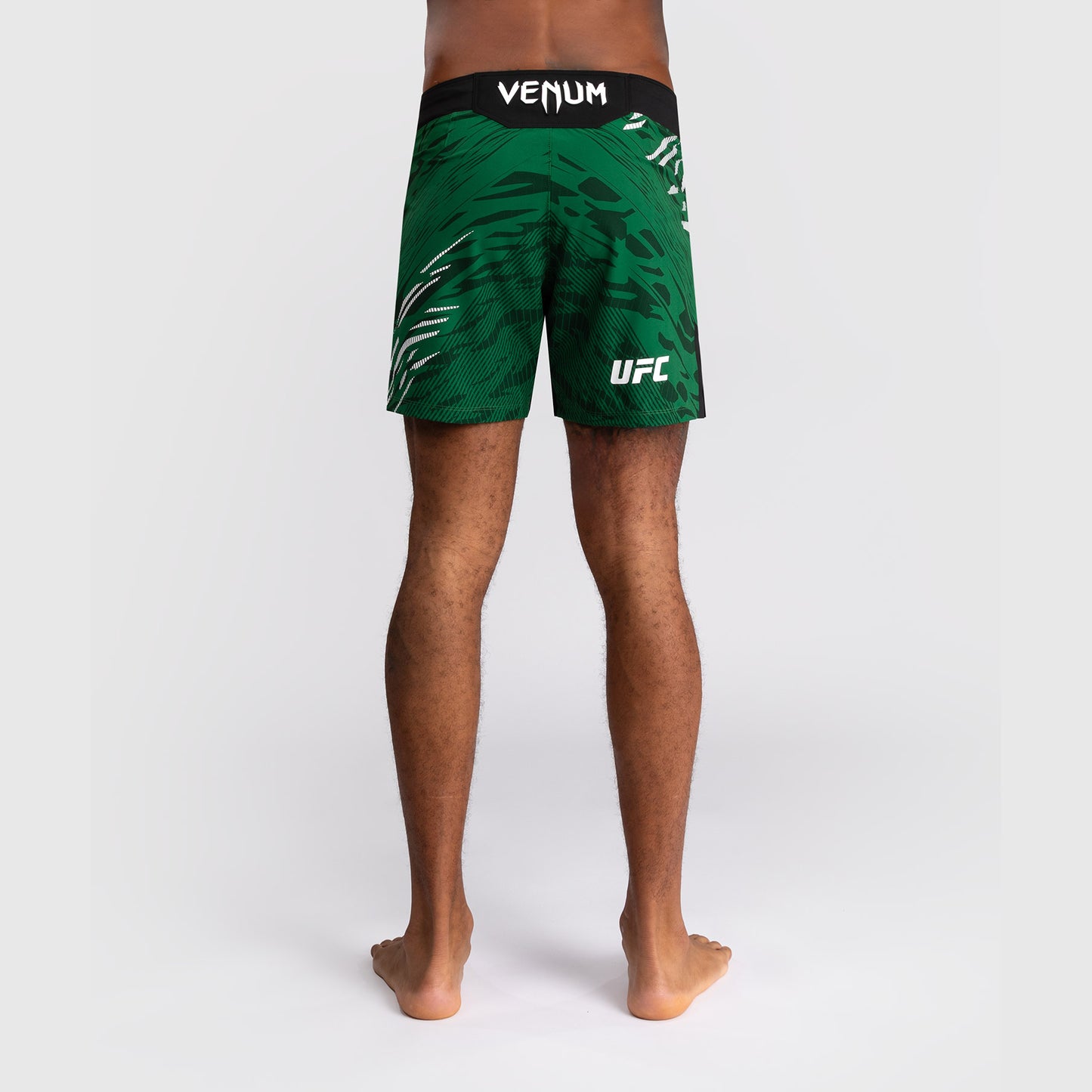 Shorts de Combat pour Hommes UFC Fusion by Venum Personnalisé Authentic Fight Night - Coupe Courte - Vert - product-type_Shorts de MMA