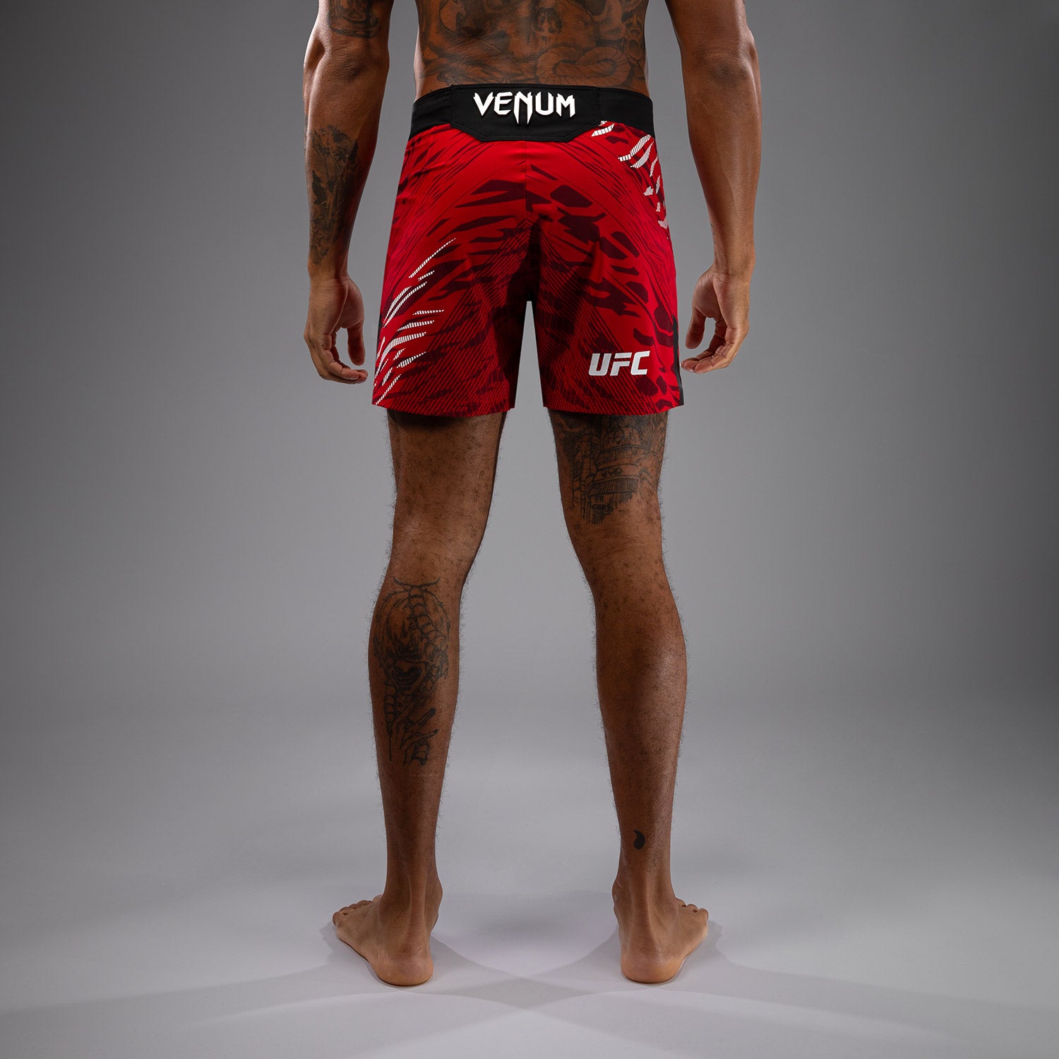 Shorts de Combat pour Hommes UFC Fusion by Venum Authentic Fight Night - Coupe Courte - Rouge - product-type_Shorts de MMA