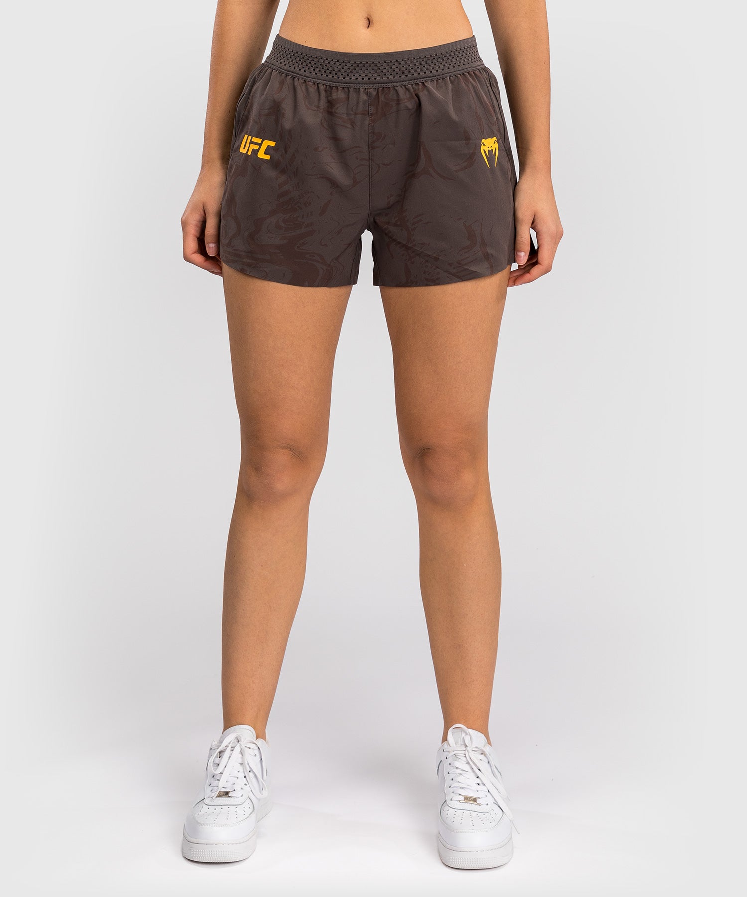 Shorts Performance pour Femmes UFC Fusion by Venum Fight Week - Marron Terrestre - product-type_Shorts de training