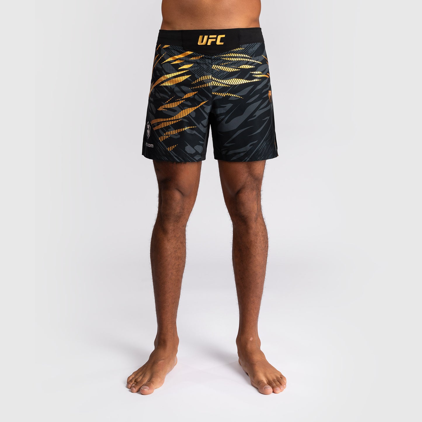 Shorts de Combat pour Hommes UFC Fusion by Venum Personnalisé Authentic Fight Night - Coupe Courte - Champion - product-type_Shorts de MMA