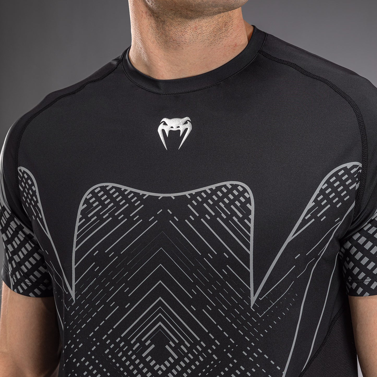 T-shirt Dry Tech Venum Midnight Fury – Noir/Gris/Argent