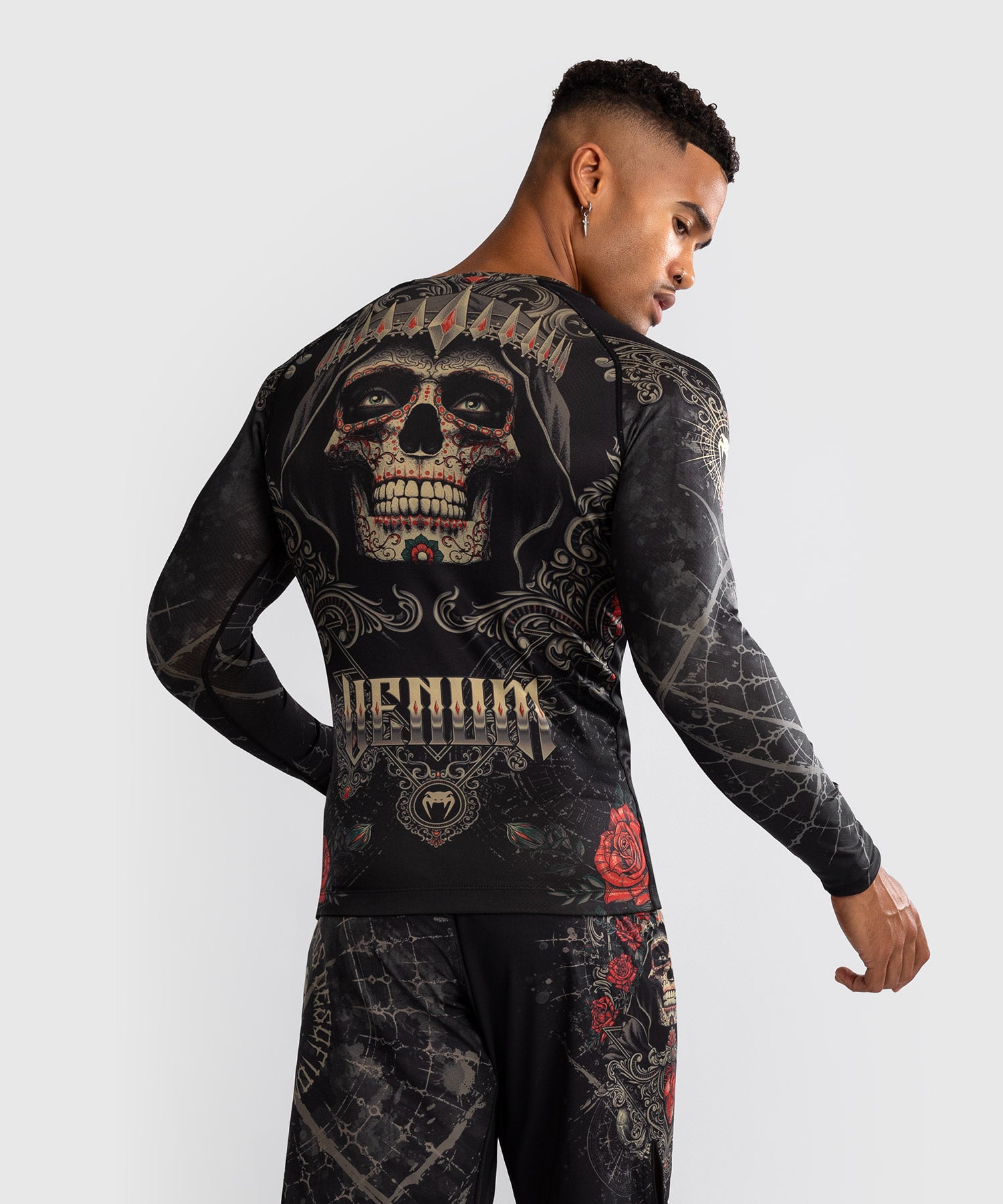 Rashguard à Manches Longues pour Hommes Venum Santa Muerte 5.0 - Noir Profond/Or - product-type_T-Shirts de Compression